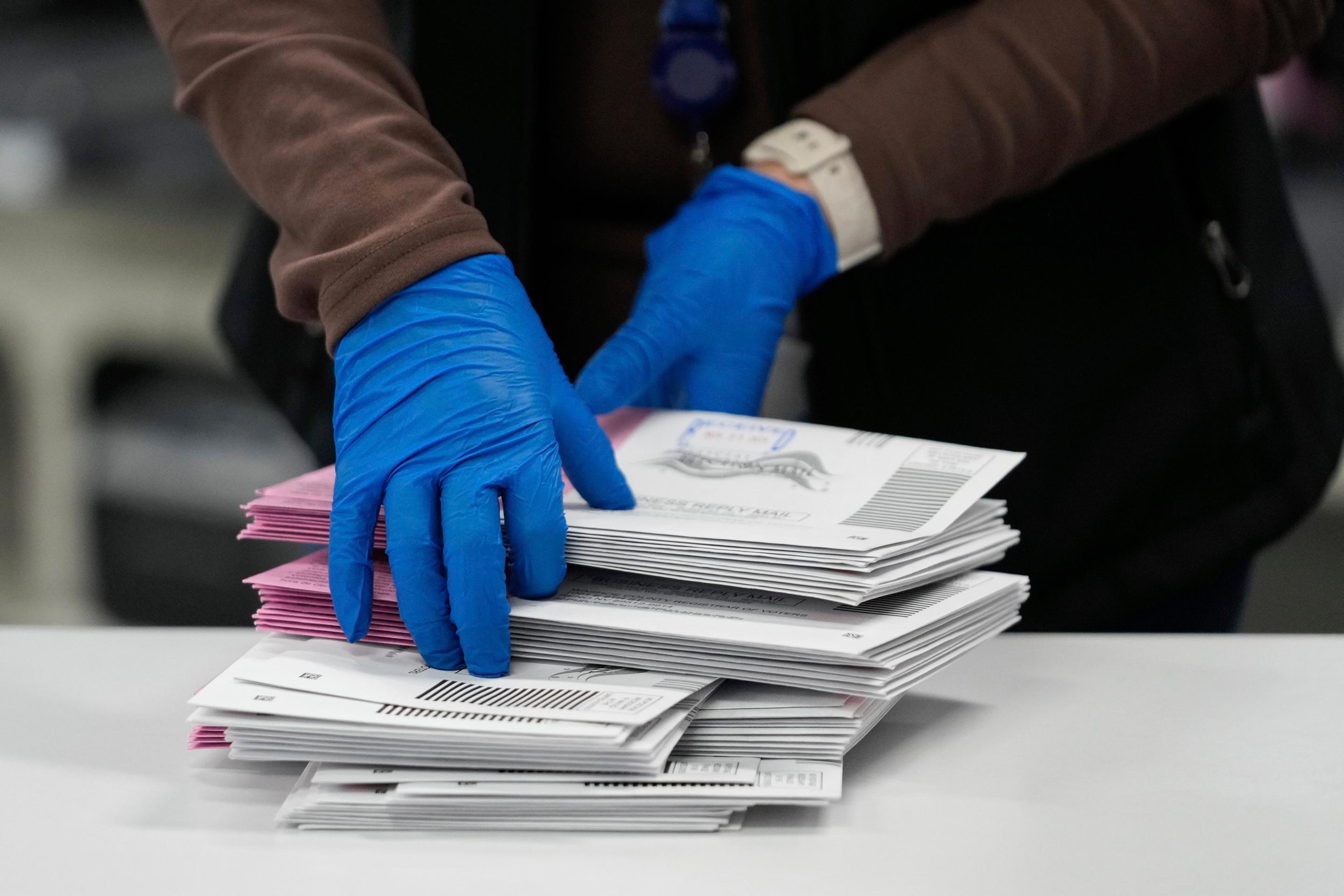 Sčítavanie hlasov v meste Reno v Nevade