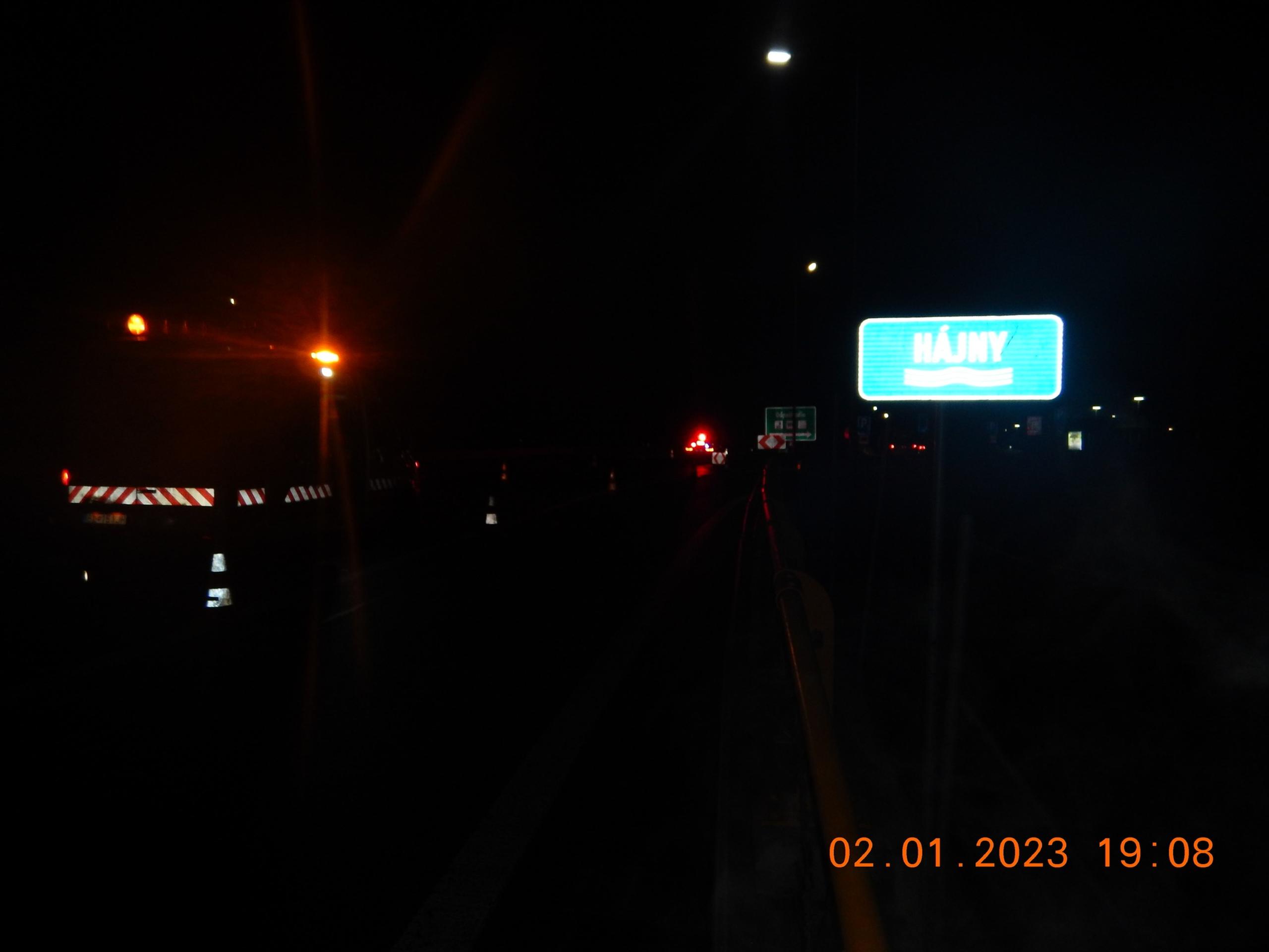 Nehoda na diaľnici R1 pro odpočívadle Voznica.