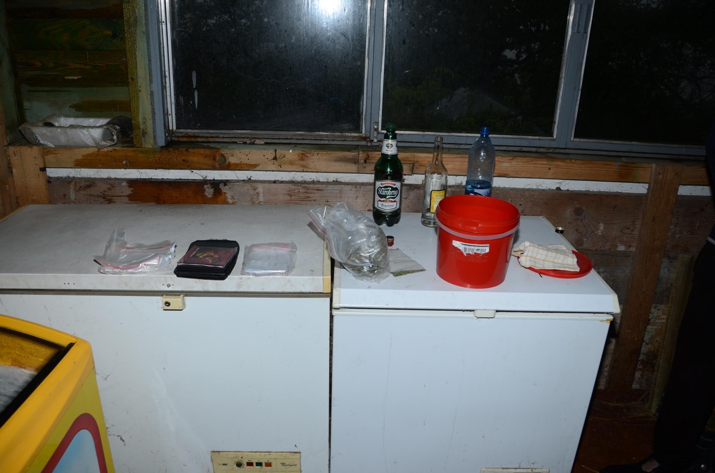 Zábery z miesta činu