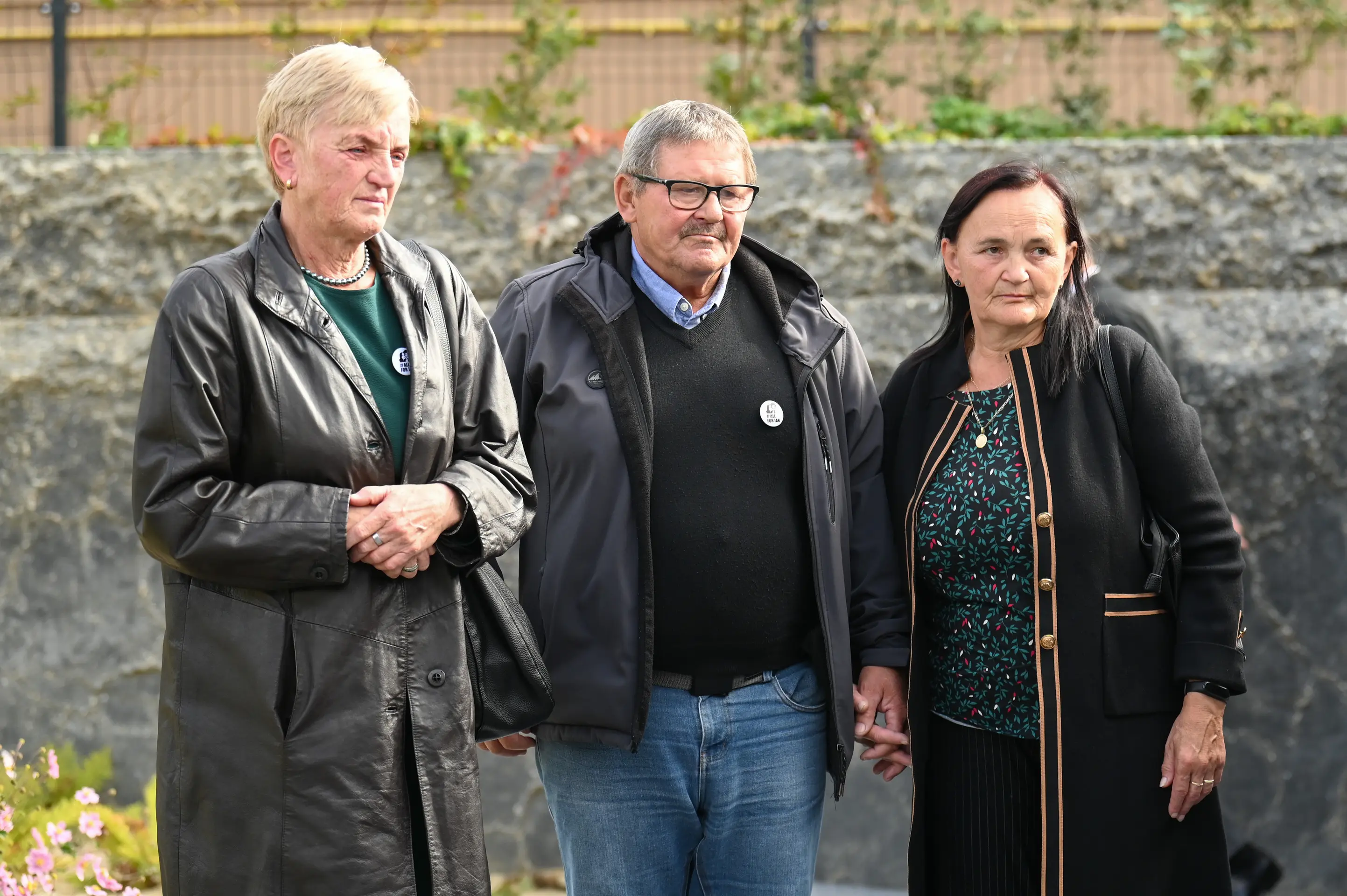 Na snímke zľava Zlatica Kušnírová, matka Martiny Kušnírovej a Jozef Kuciak  a Jana Kuciaková, rodičia Jána Kuciaka