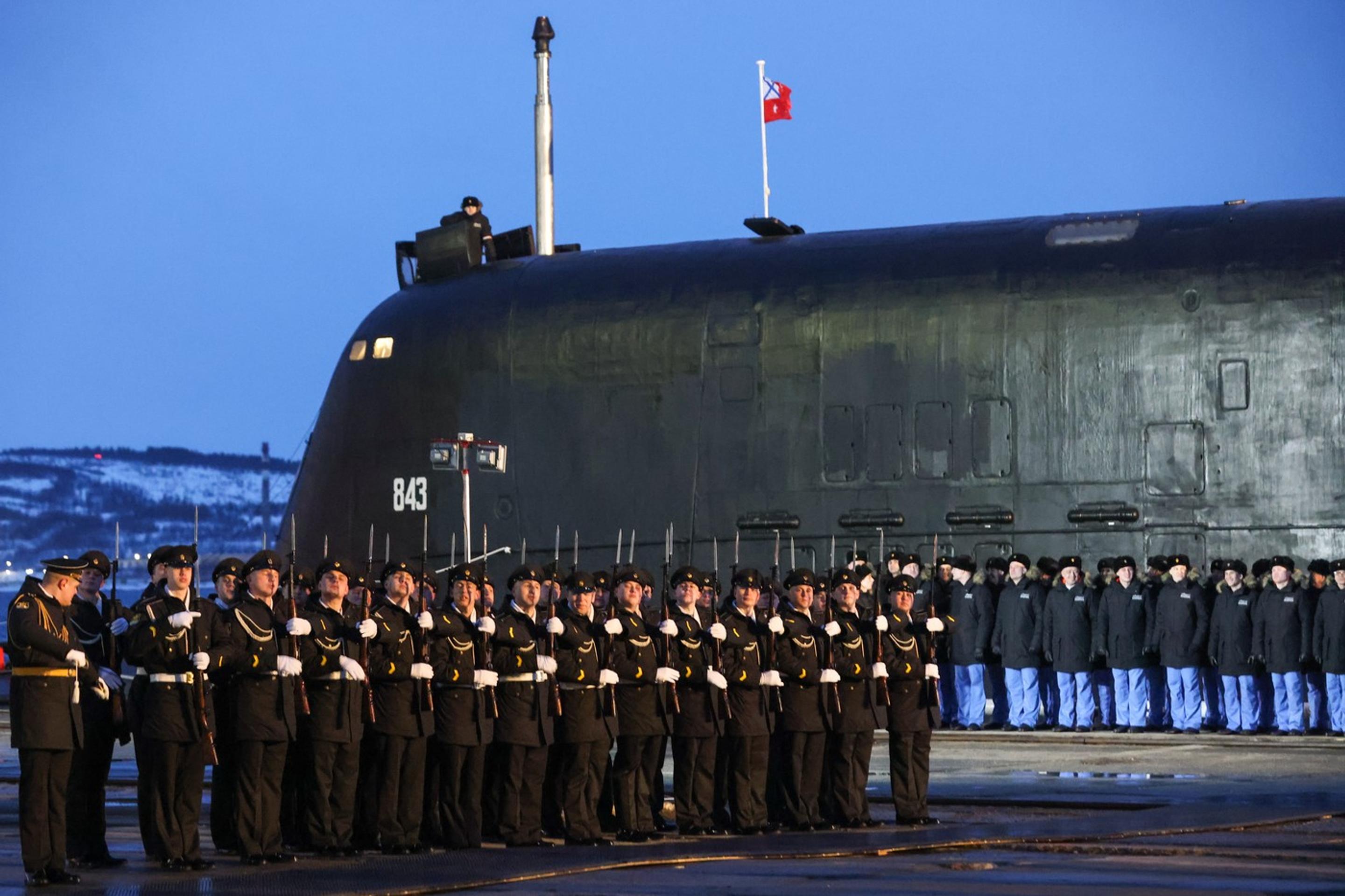 Ruský prezident Vladimir Putin slávnostne spustil na vodu novú jadrovú ponorku Perm.