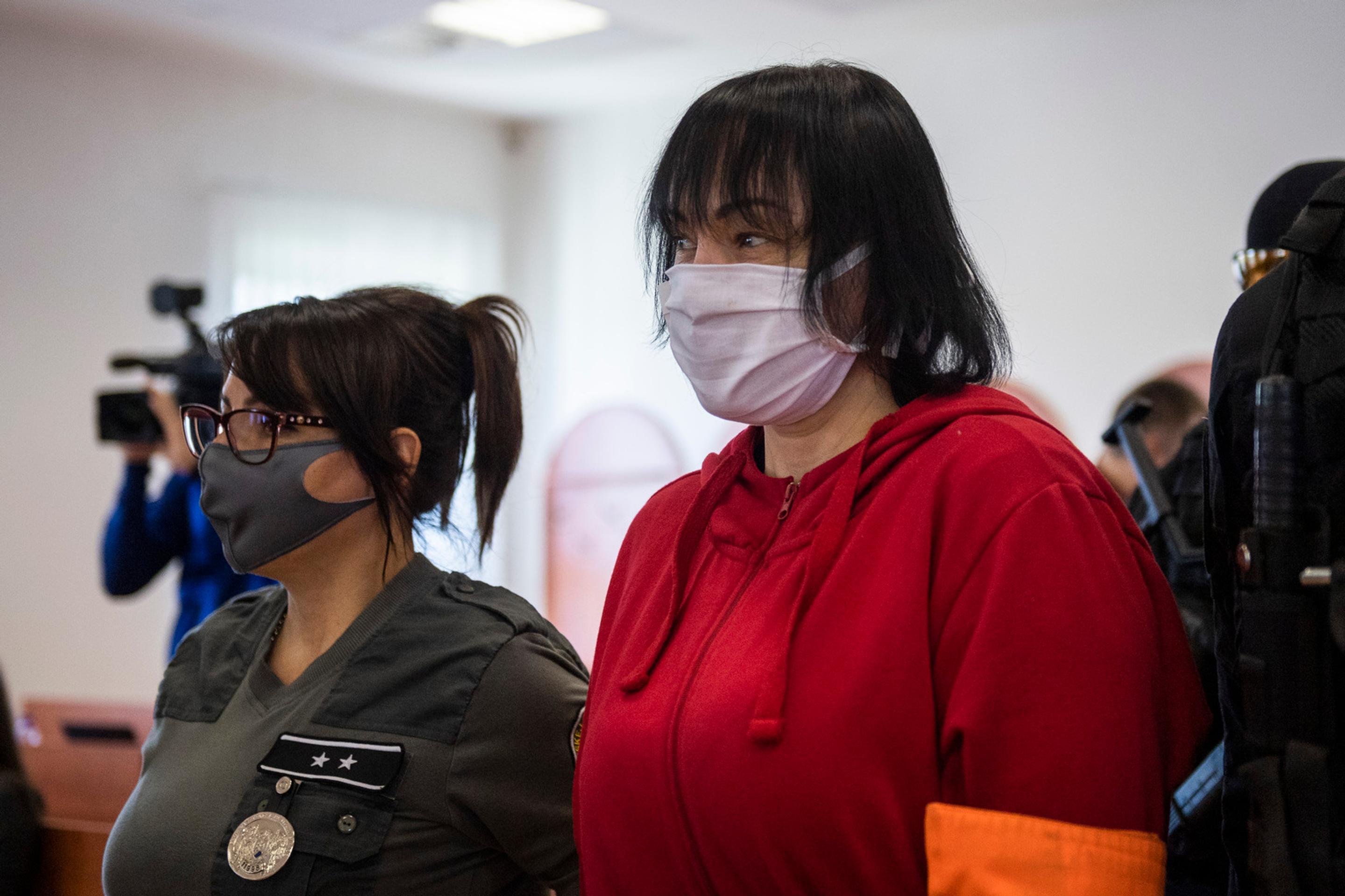 Alžbeta II.  jazdí na 14-ročnom poníkovi