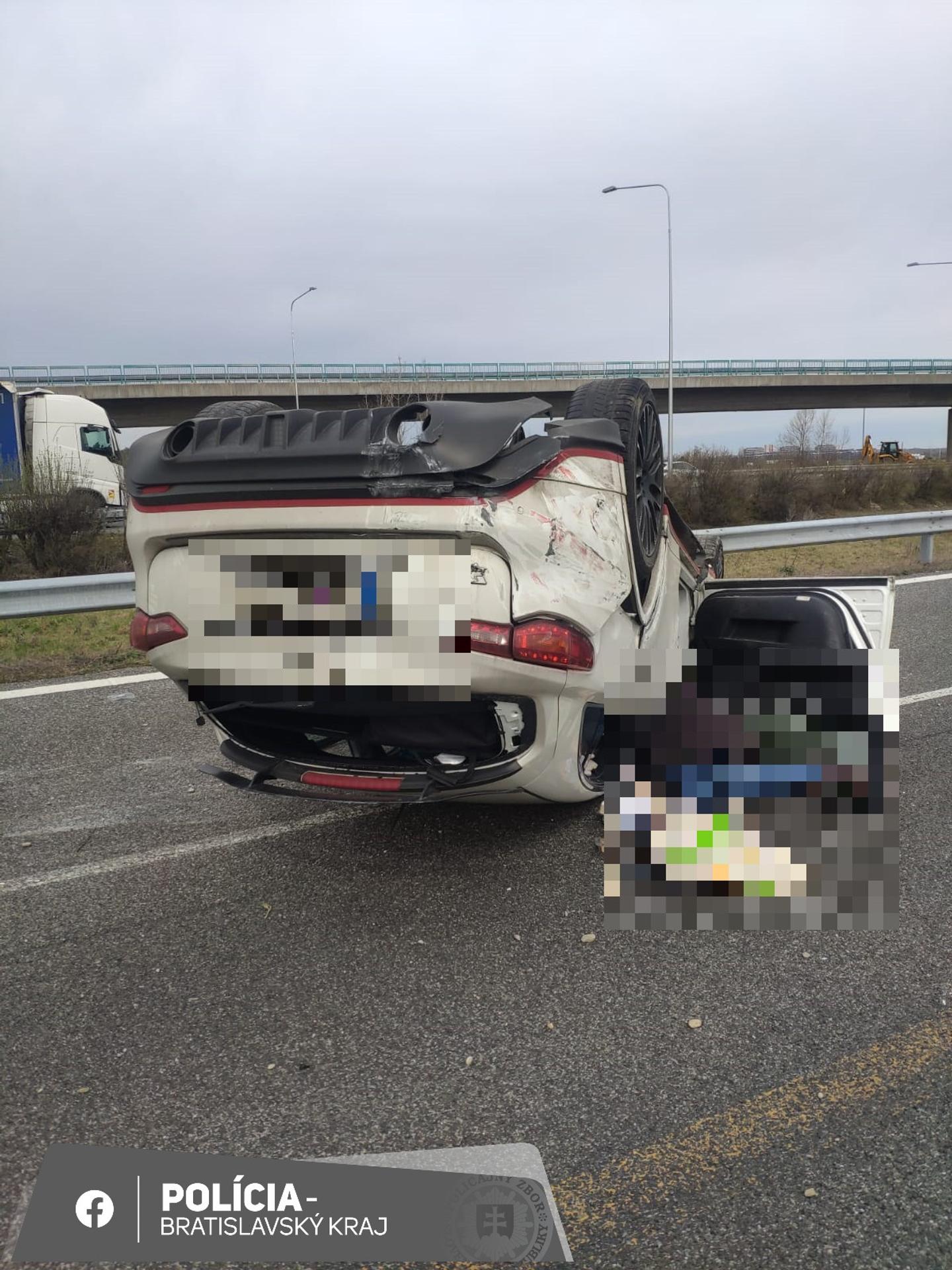 Vážna nehoda na diaľnici D4.