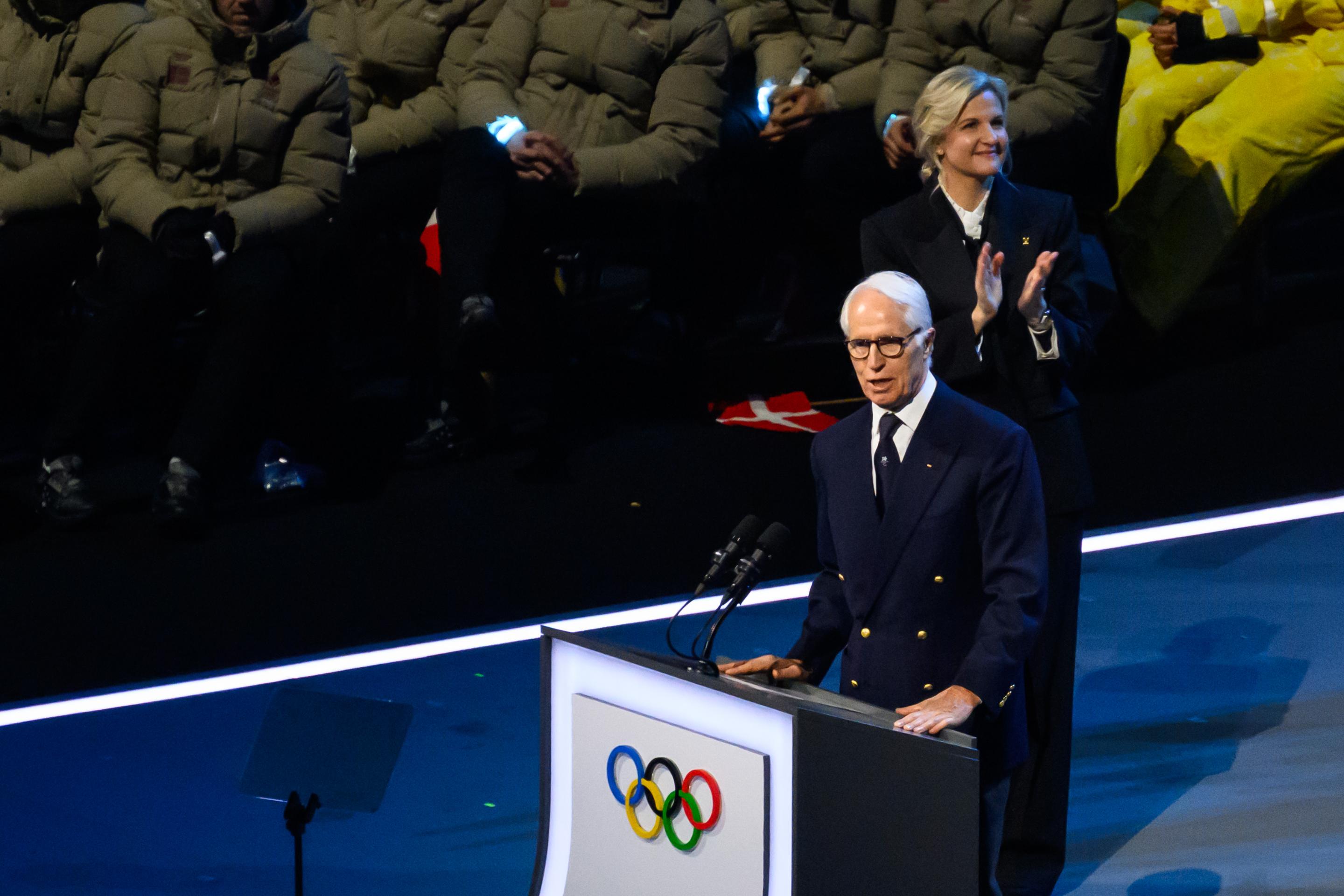 Na snímke prezident organizačného výboru Miláno-Cortina Giovanni Malago a prezidentka MOV Kirsty Coventryová.