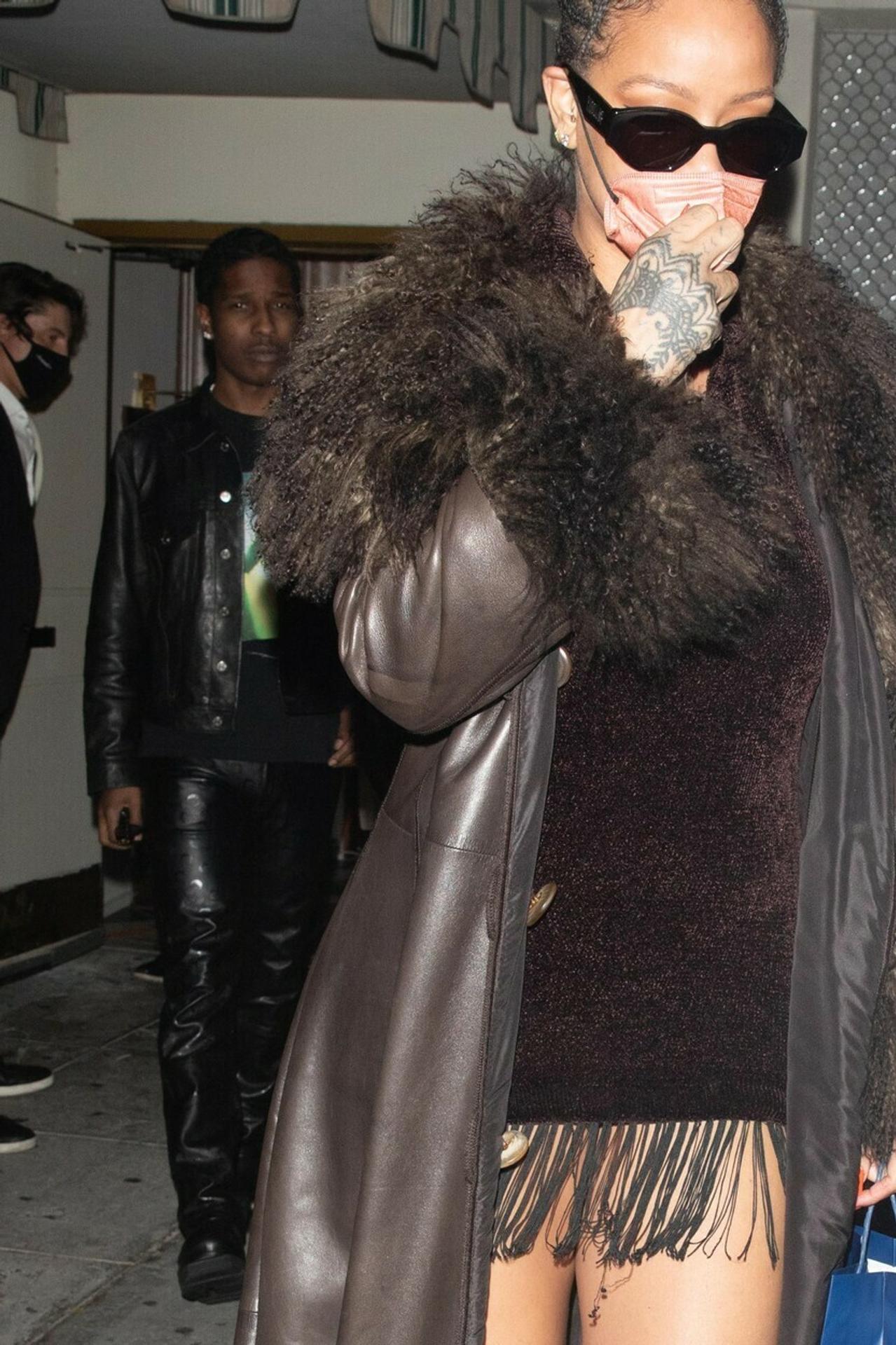 Rihanna a jej priateľ ASAP Rocky opúšťajú večierok rapera Draka vo West Hollywoode