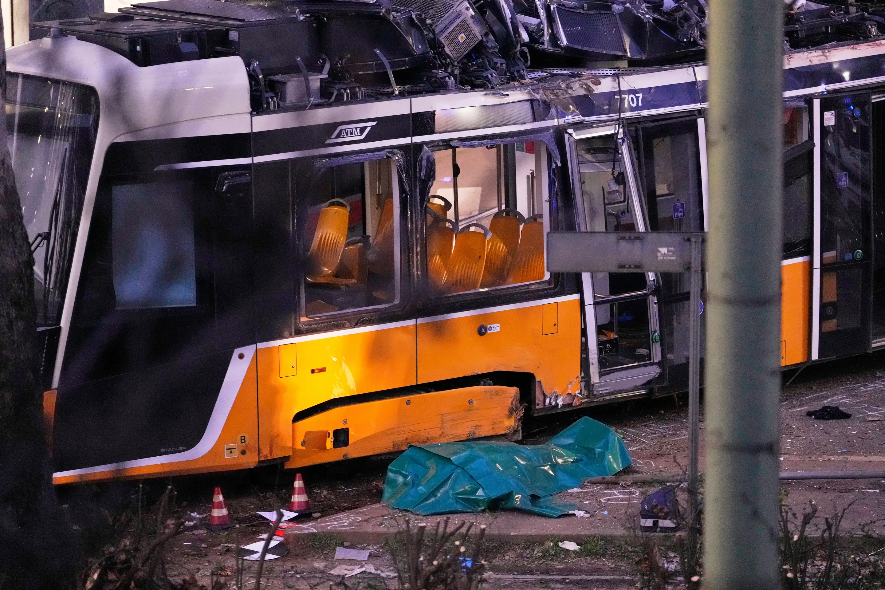 Vykoľajenie električky v Miláne