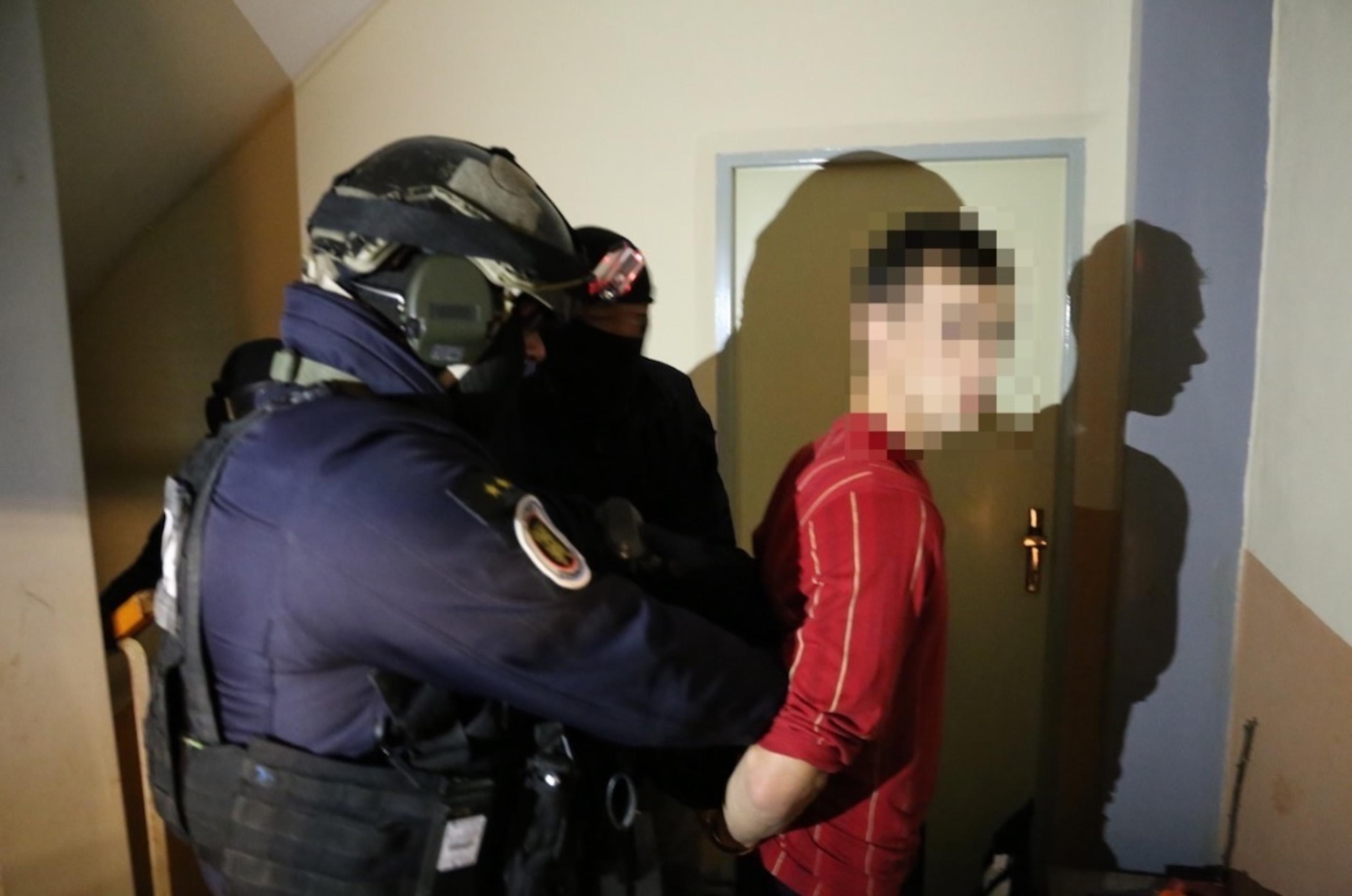 Zásah v prípade vraždy poslanca.