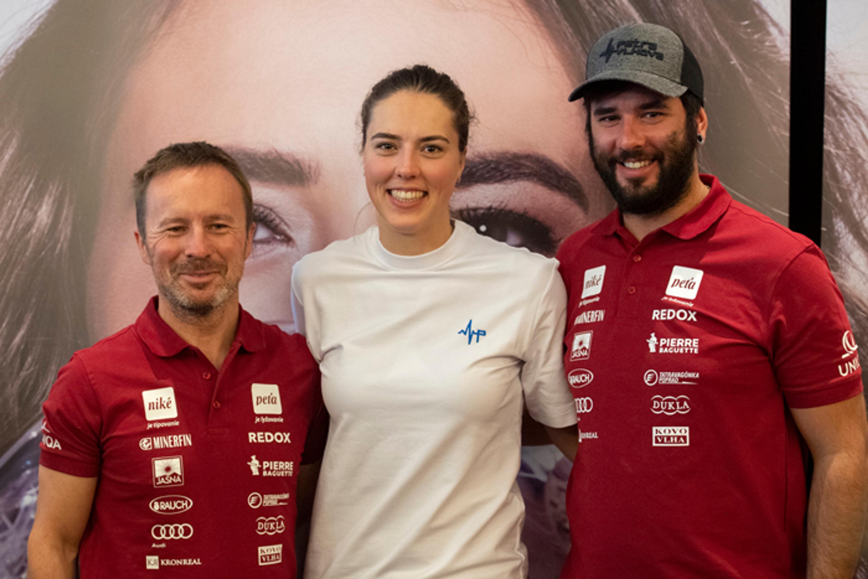 Asistent hlavného trénera Matej Gemza, Petra Vlhová a brat Boris.