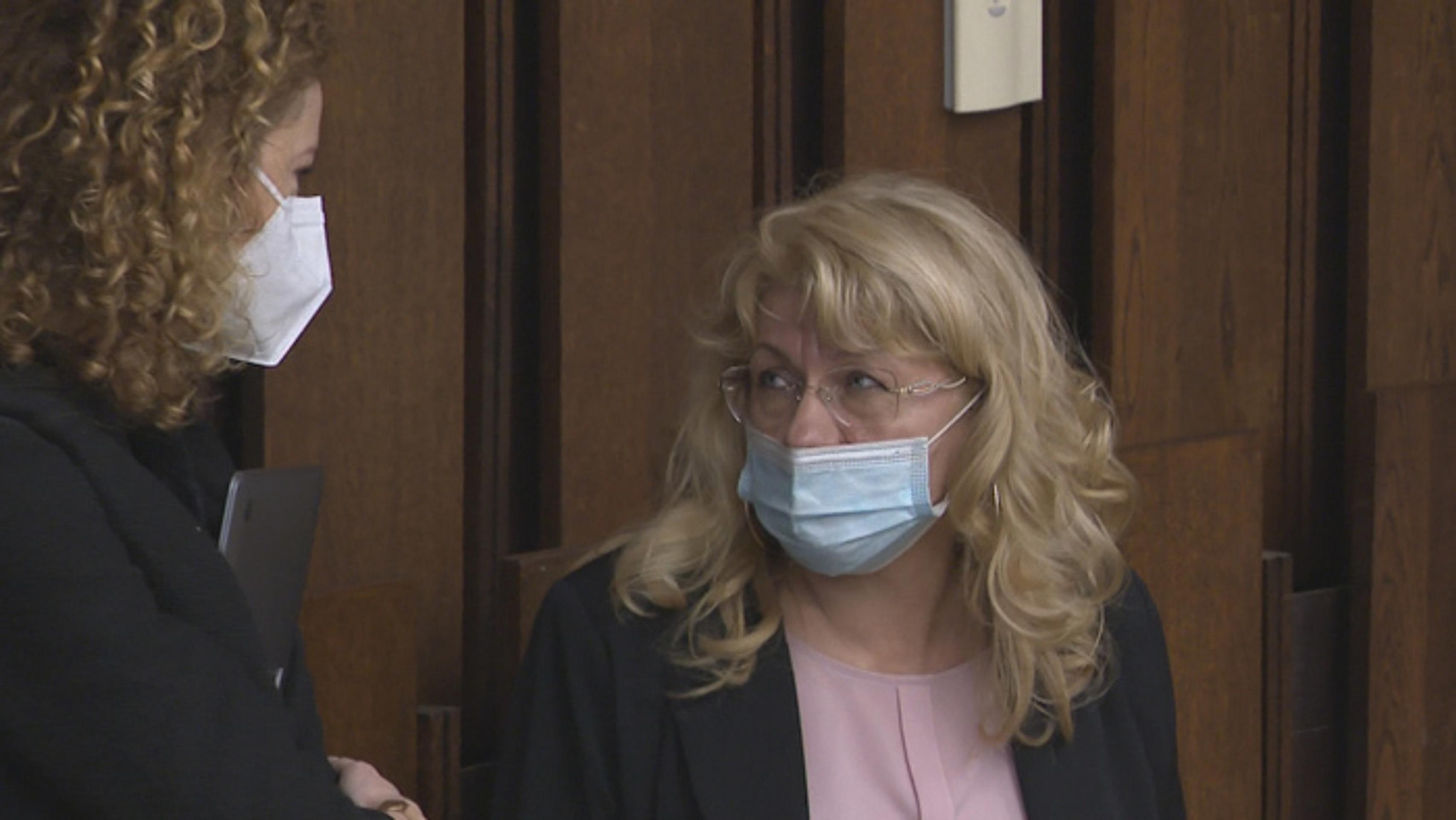 Manželka zavraždeného primátora Hurbanova Ildikó Basternáková.