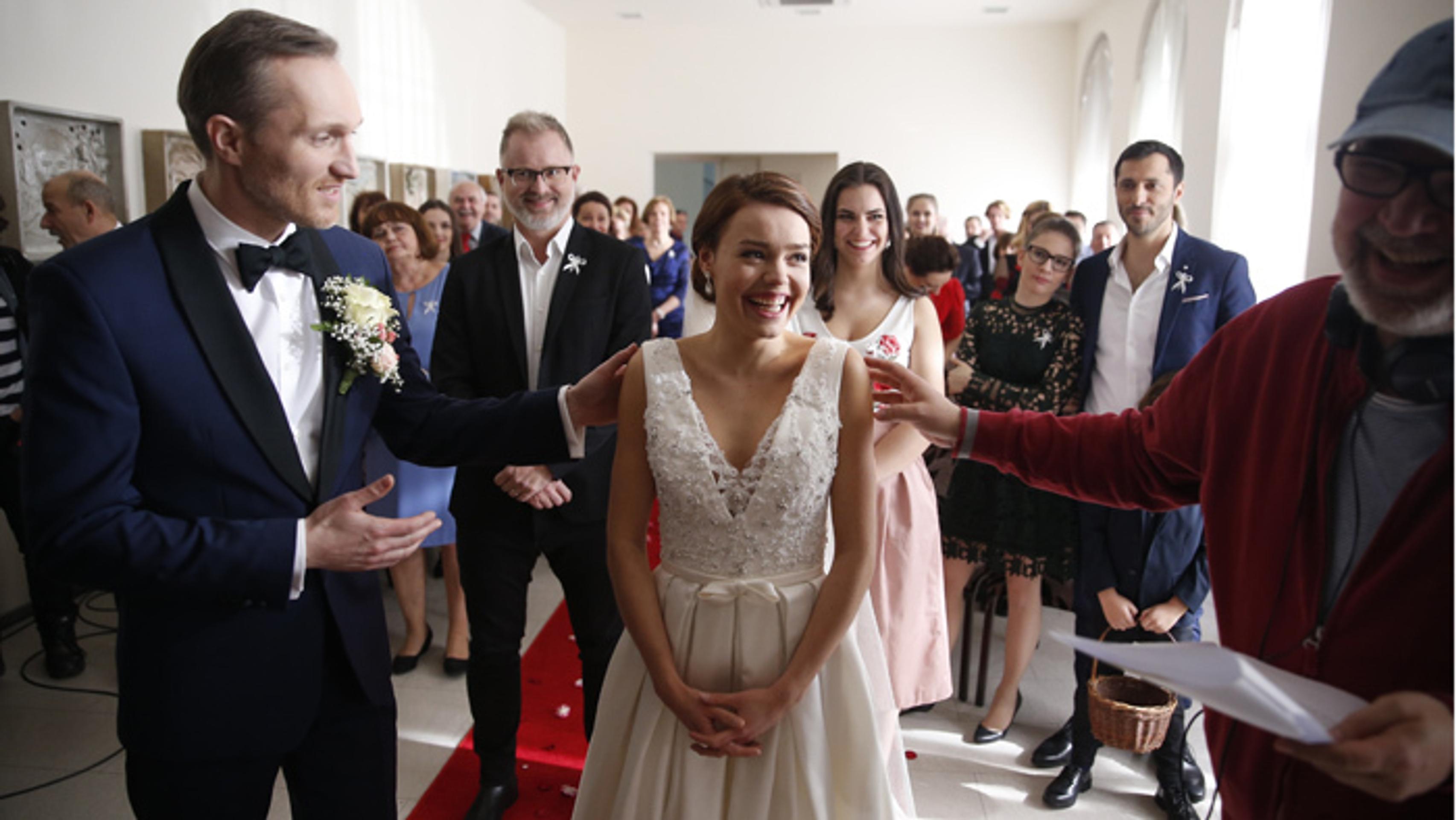 Na nakrúcaní svadby bola skvelá nálada.