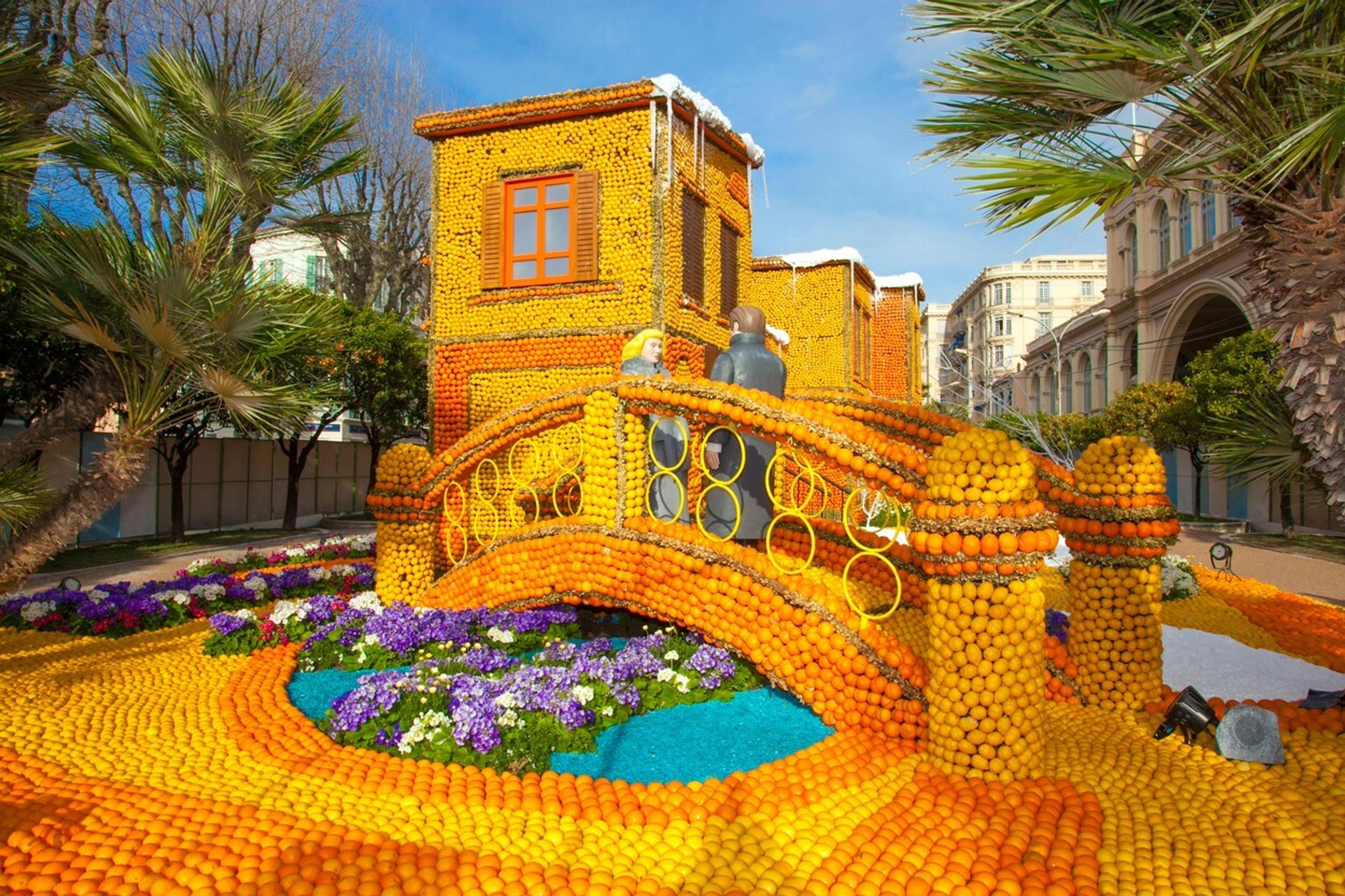 Citrusový festival v Mentone.