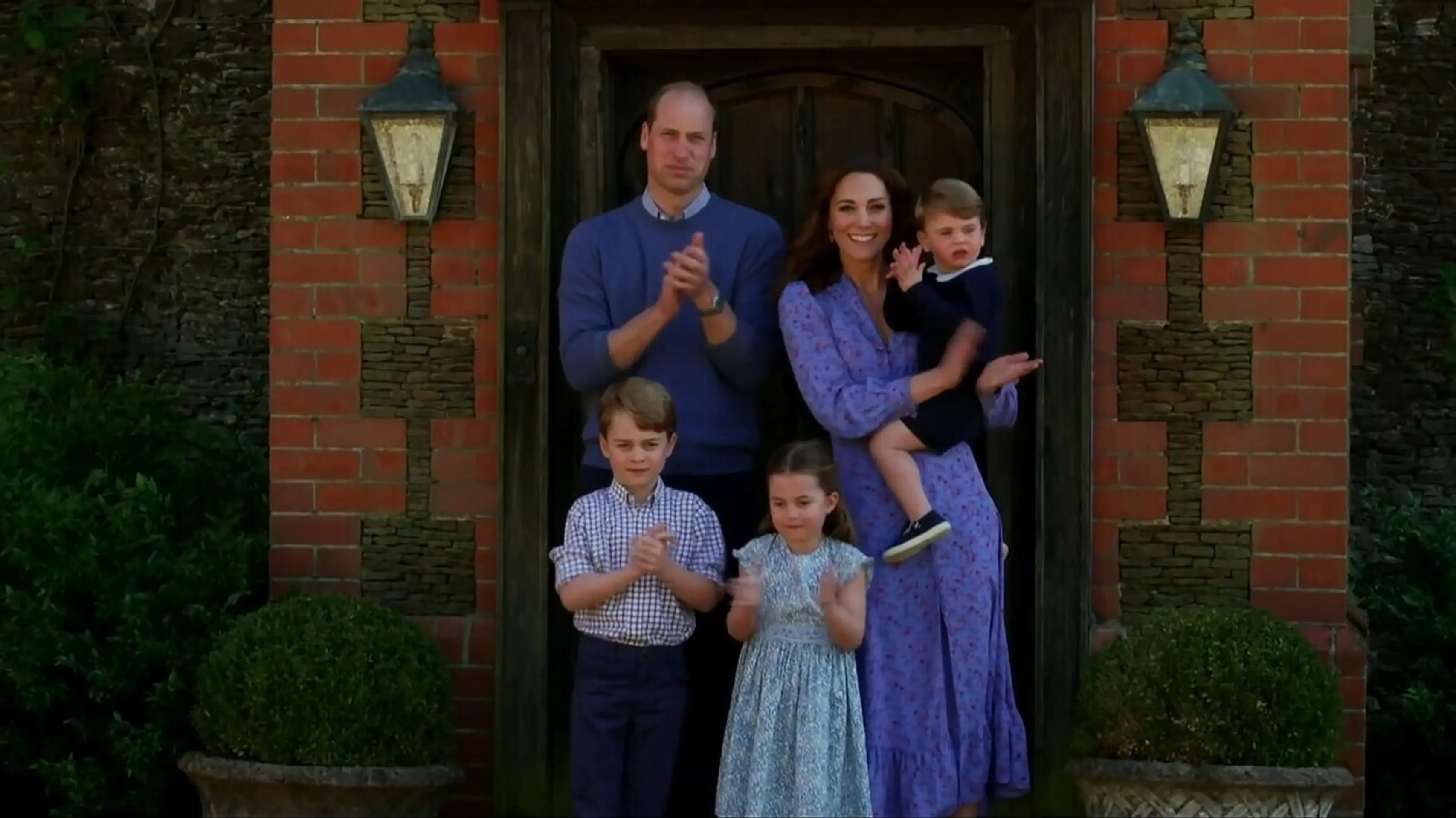 Najlepšie outfity Kate Middleton za rok 2020.