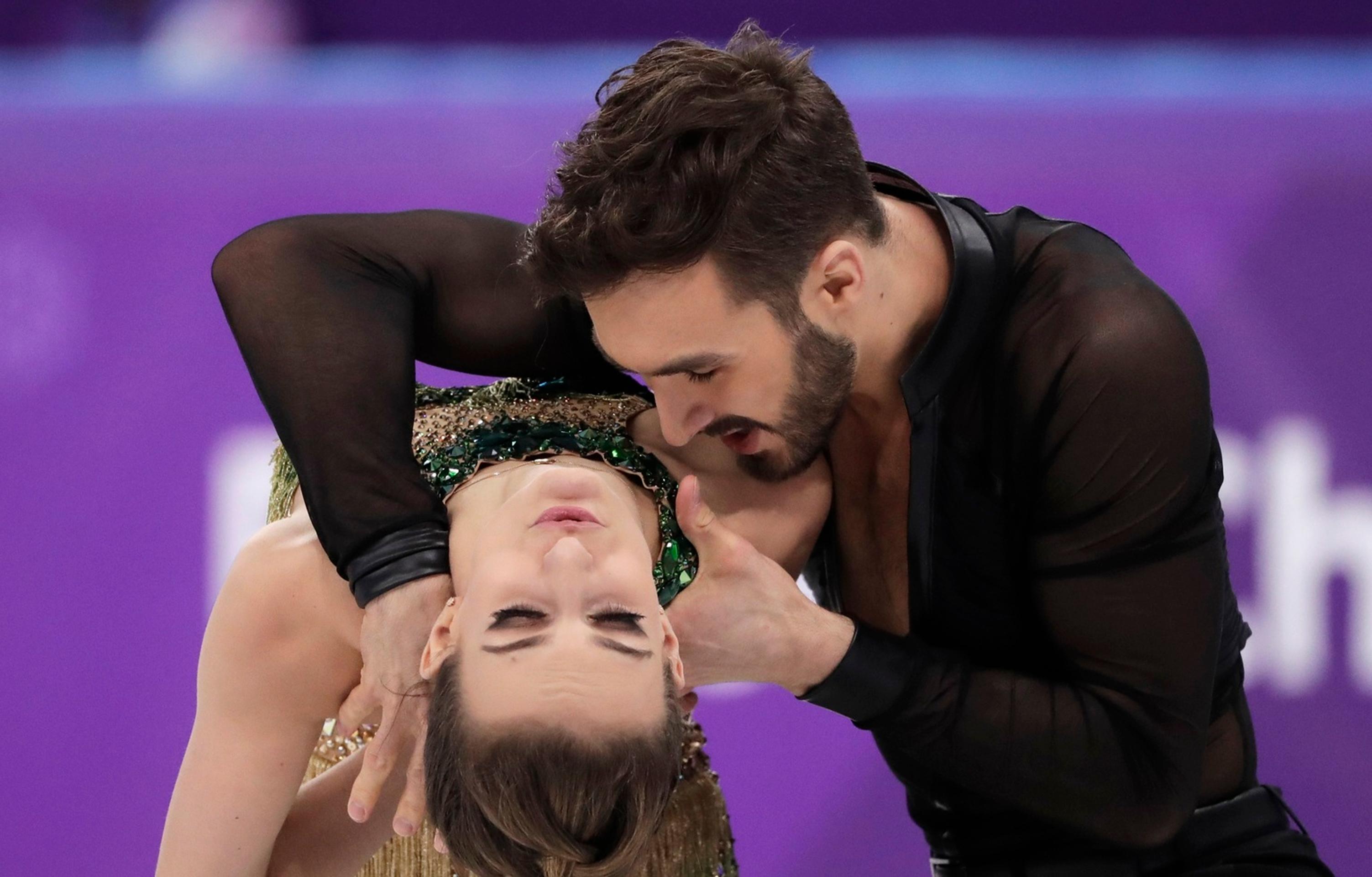 Francúzsky krasokorčuliarsky pár Gabriella Papadakisová, Guillaume Cizeron.