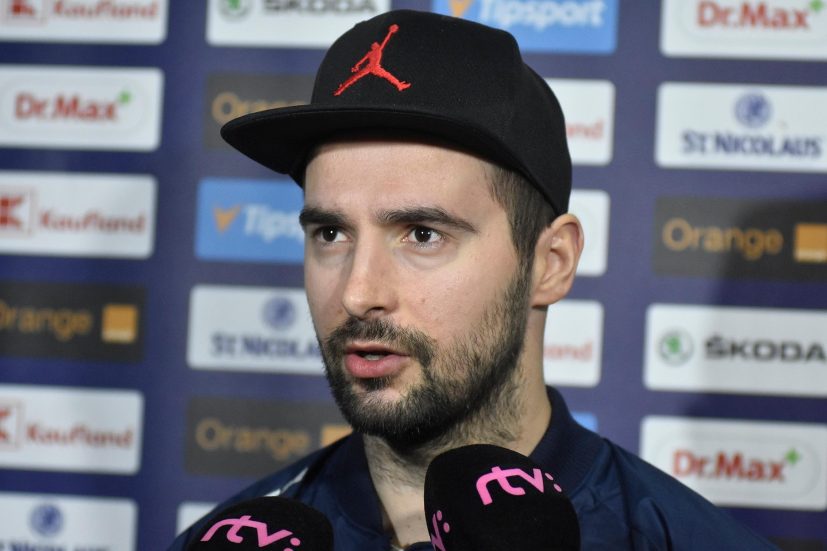 Timo Werner z Lipska oslavuje gól na pôde Leverkusenu.