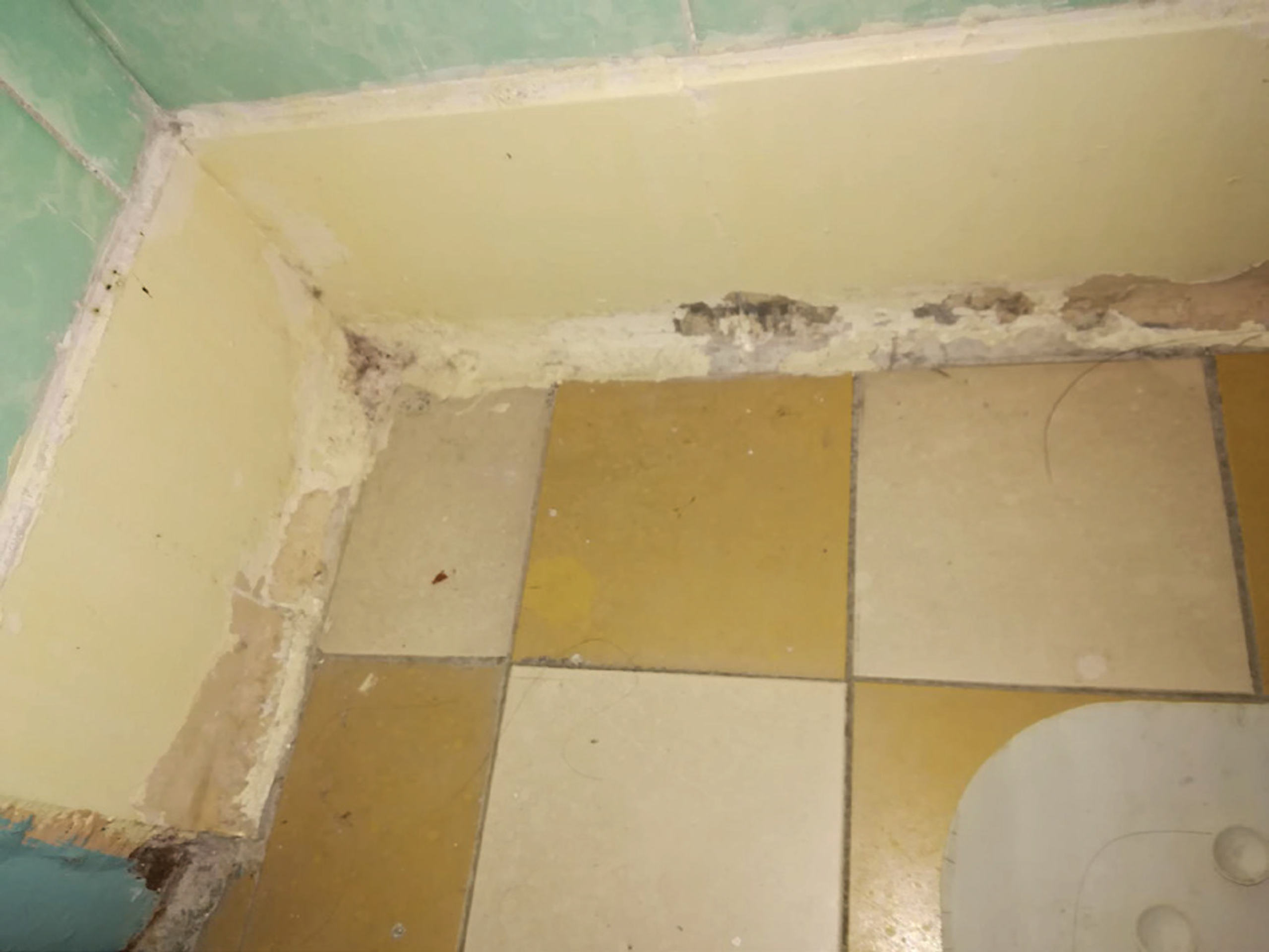 Nemocnica v Snine.png