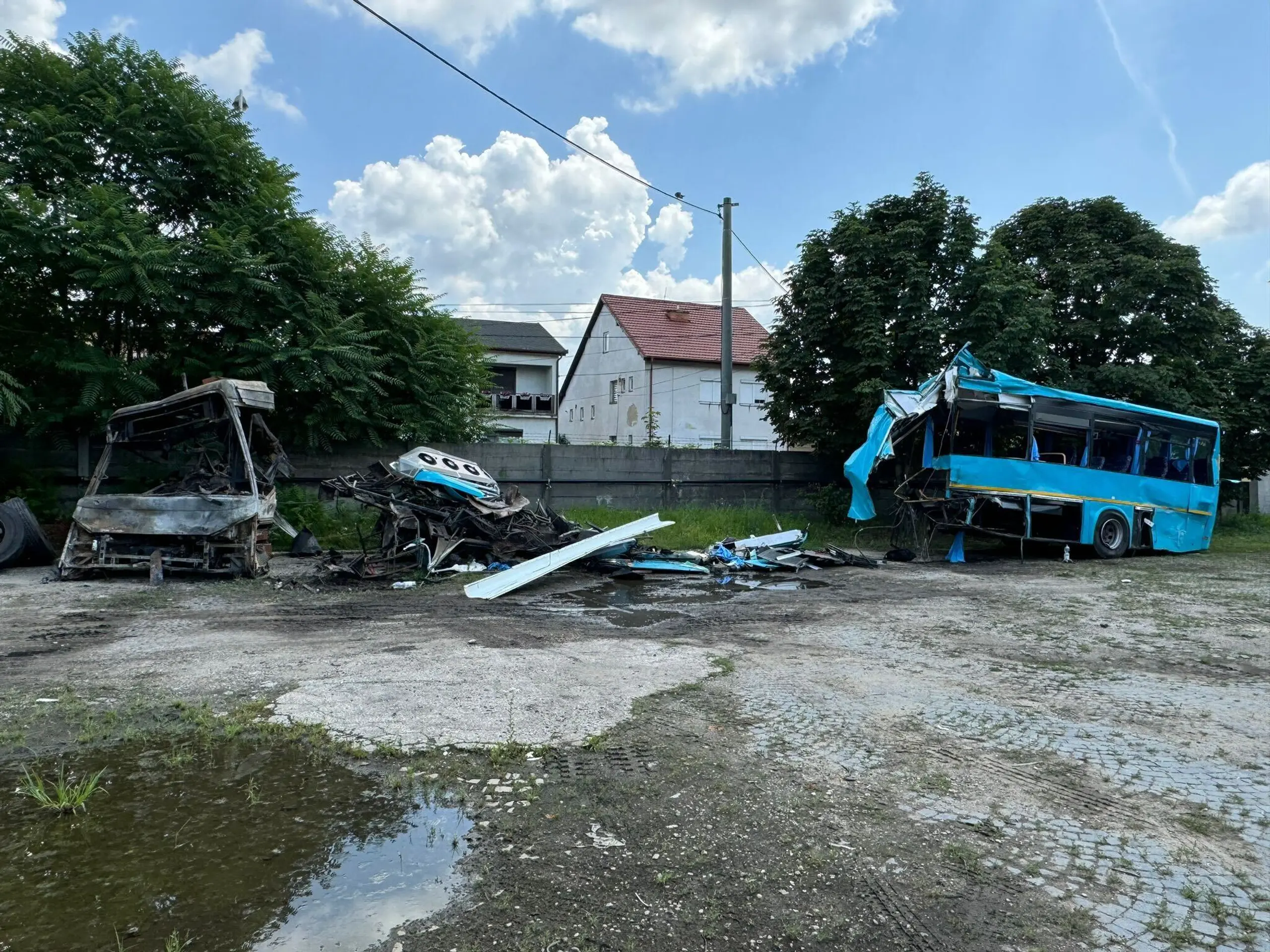 Vrak autobusu.