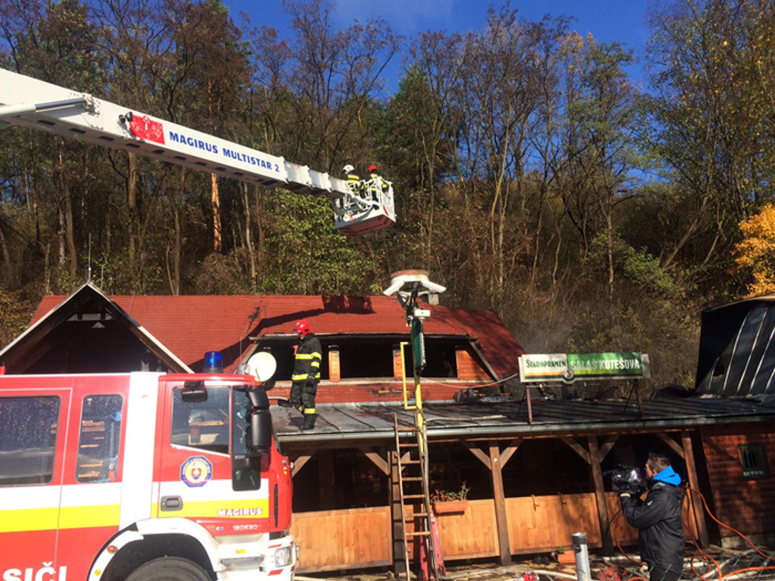 Požiar salašu v Kotešovej pri Bytči.