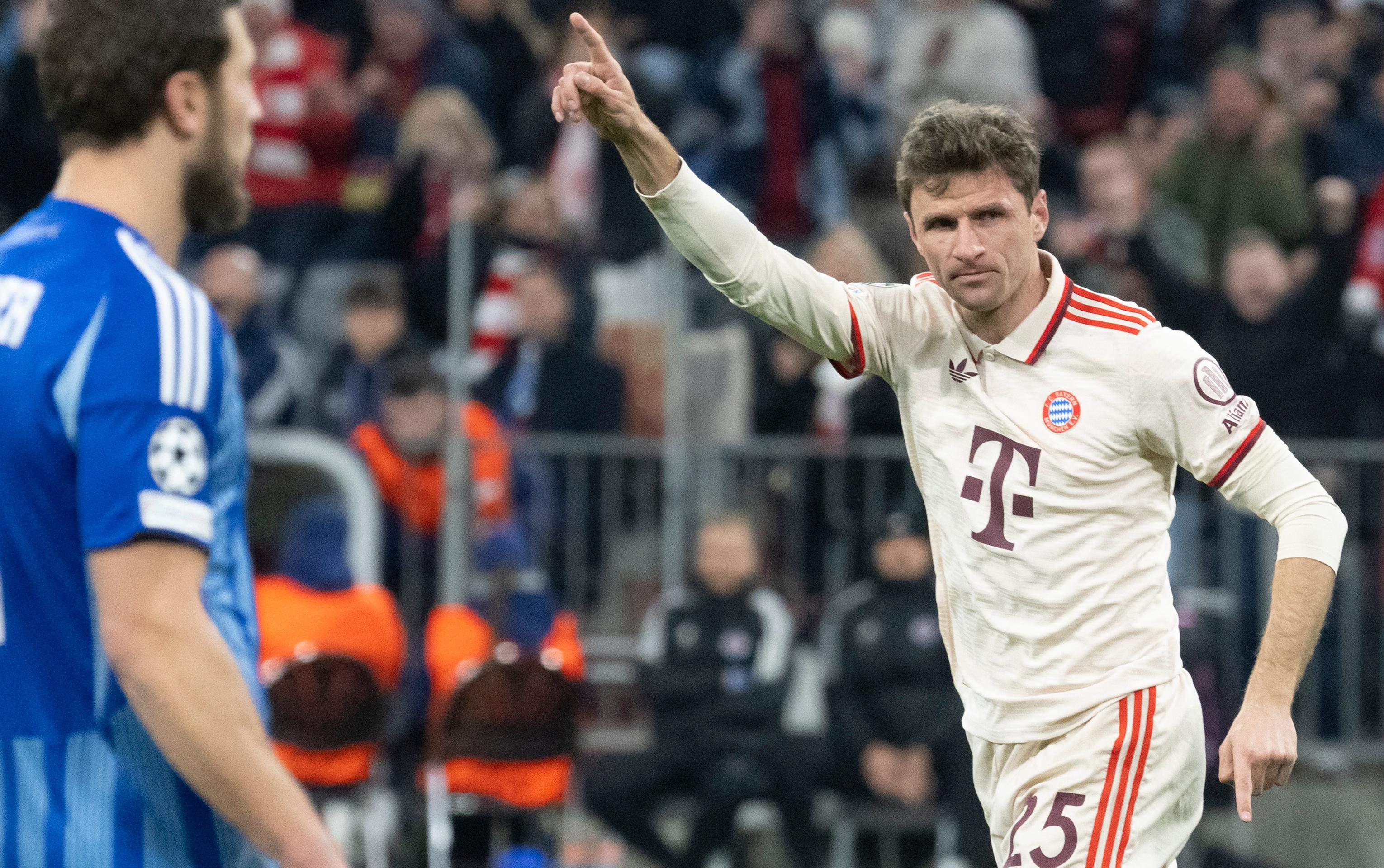 Thomas Müller počas zápasu so Slovanom Bratislava