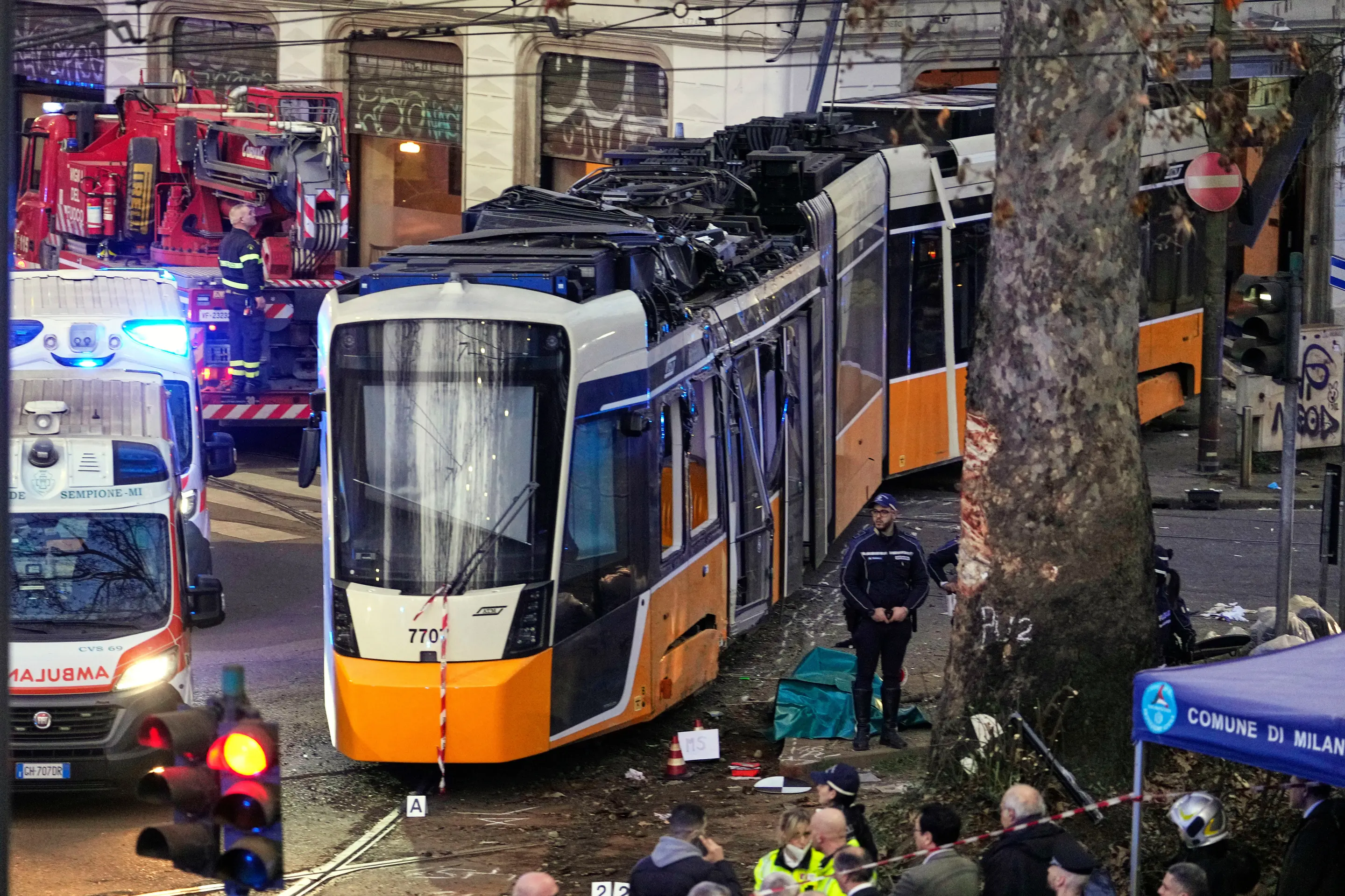 Vykoľajenie električky v Miláne