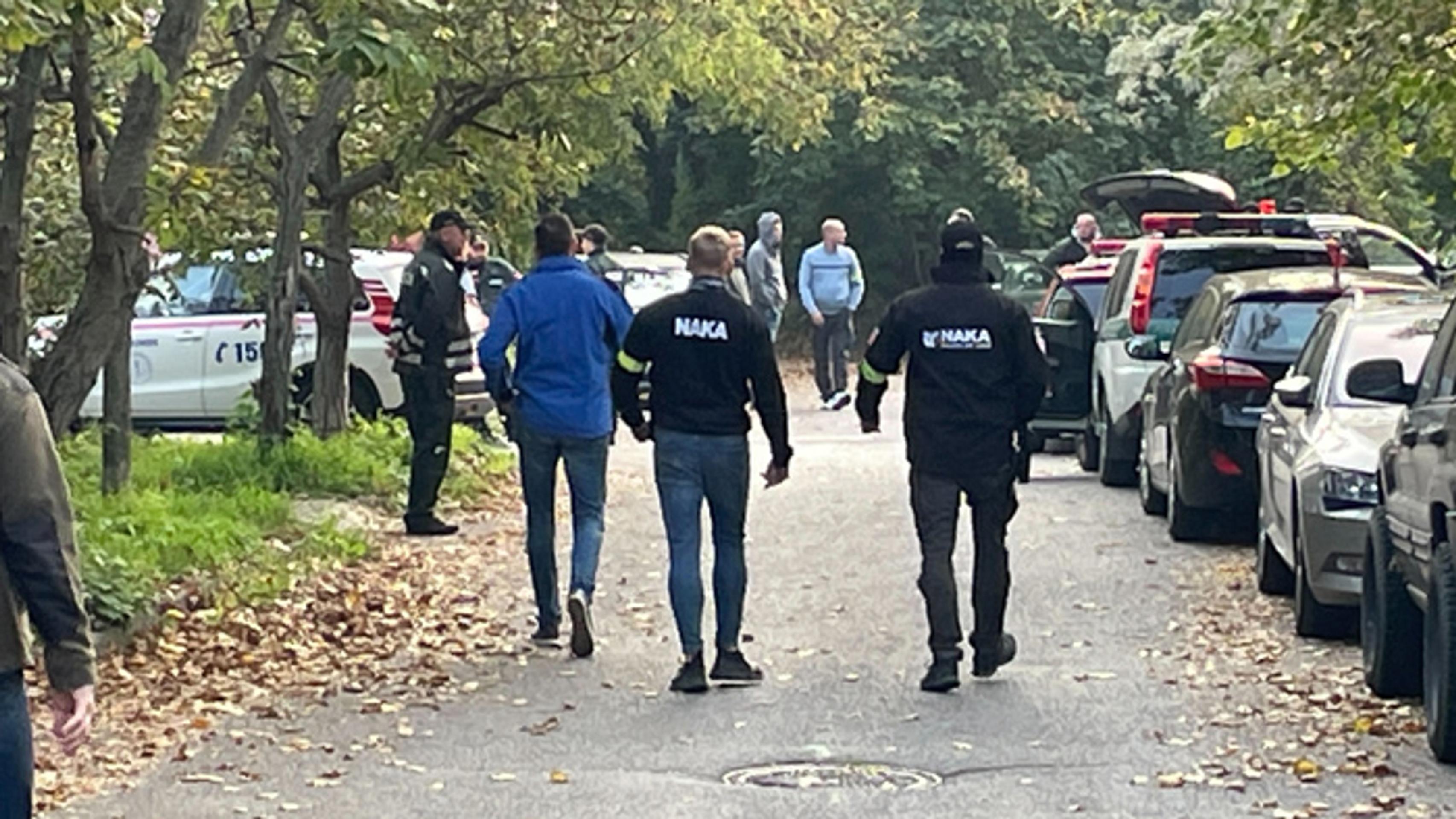 Na miesto, kde našli mŕtveho strelca, prišiel aj špeciálny prokurátor Daniel Lipšic.