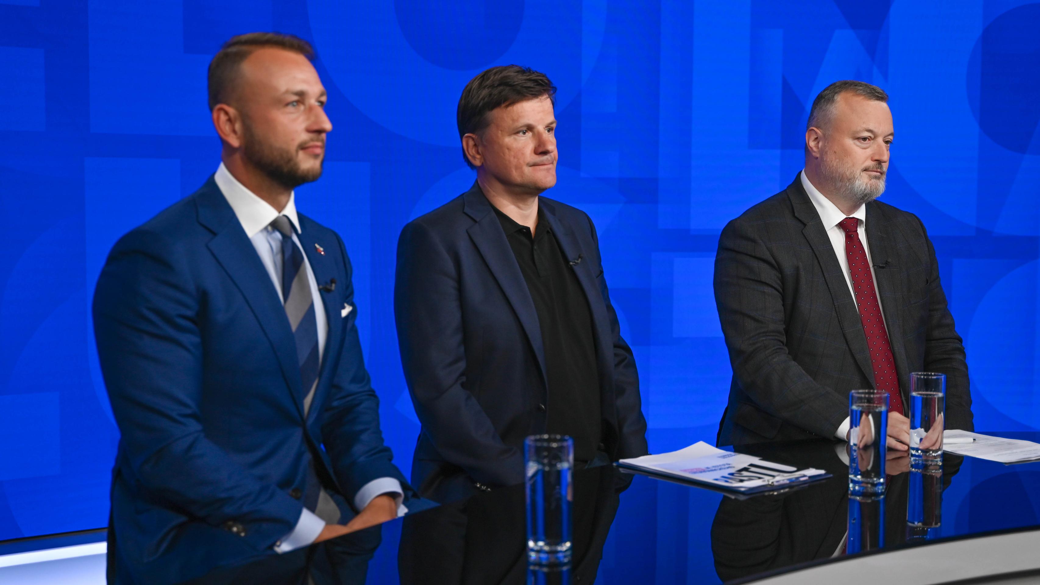 Matúš Šutaj Eštok, Alojz Hlina a Milan Krajniak v relácii Na telo plus.