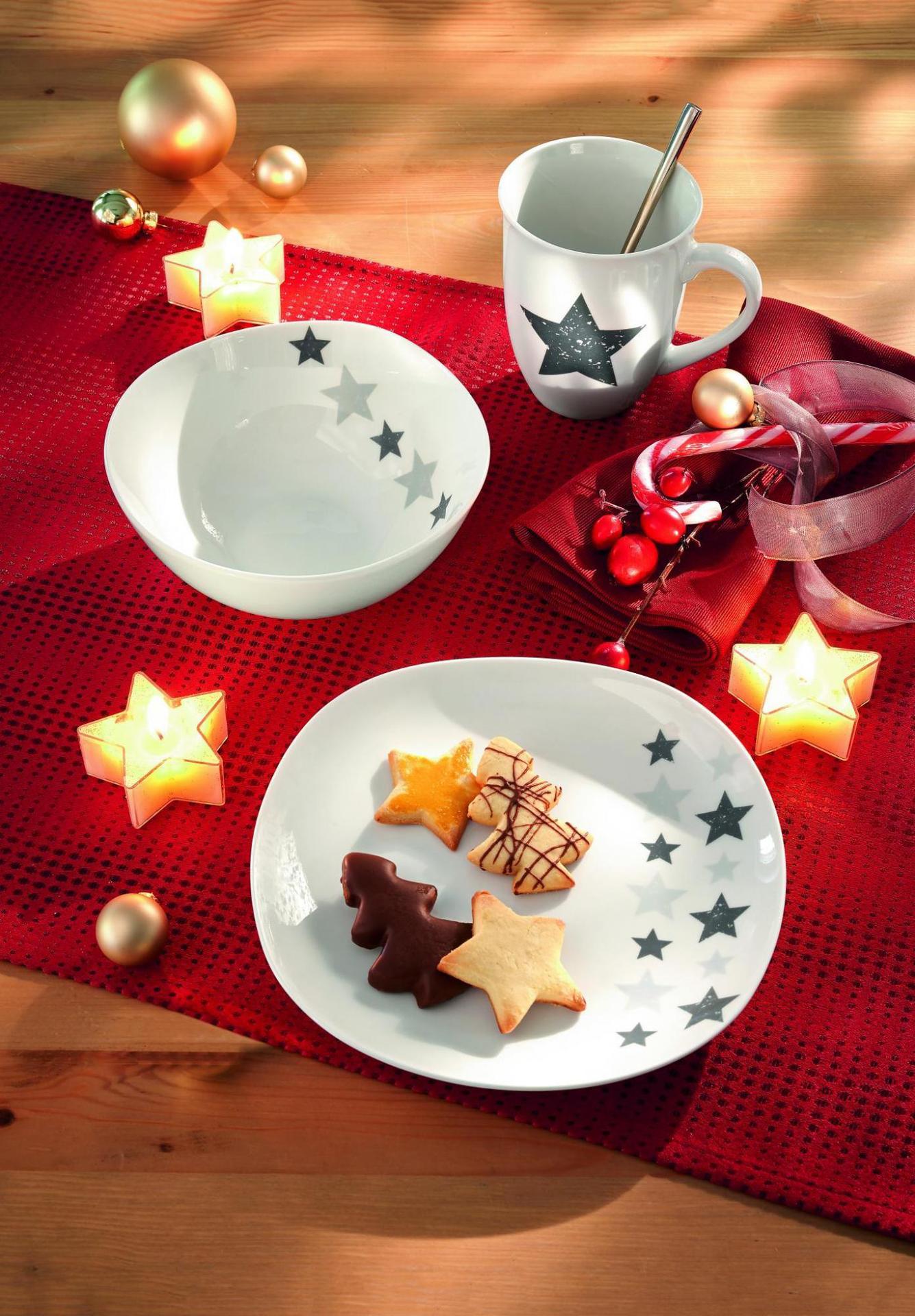 1912_KOMBO_19_12___Laska_zasypana_vlockami___Vianocne_rande___So__12.mp4