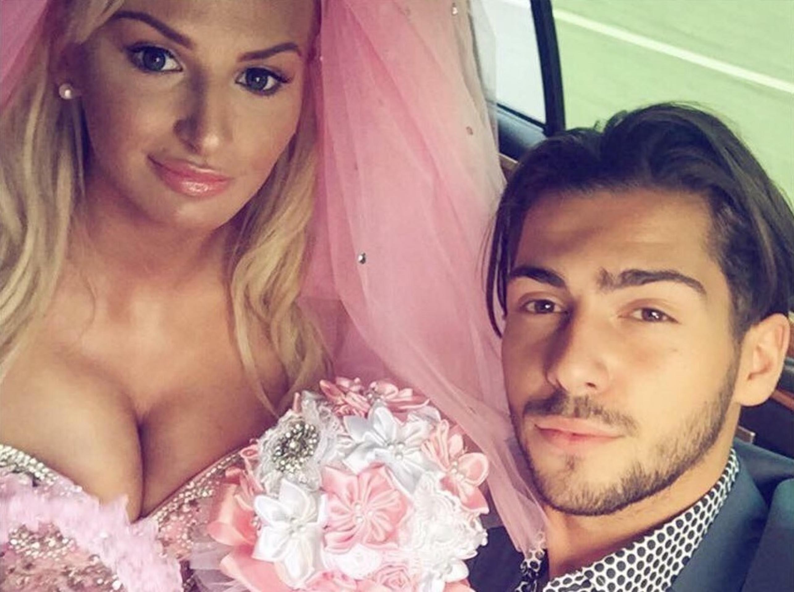 Zuzanine prsia cez šaty len tak kypeli.