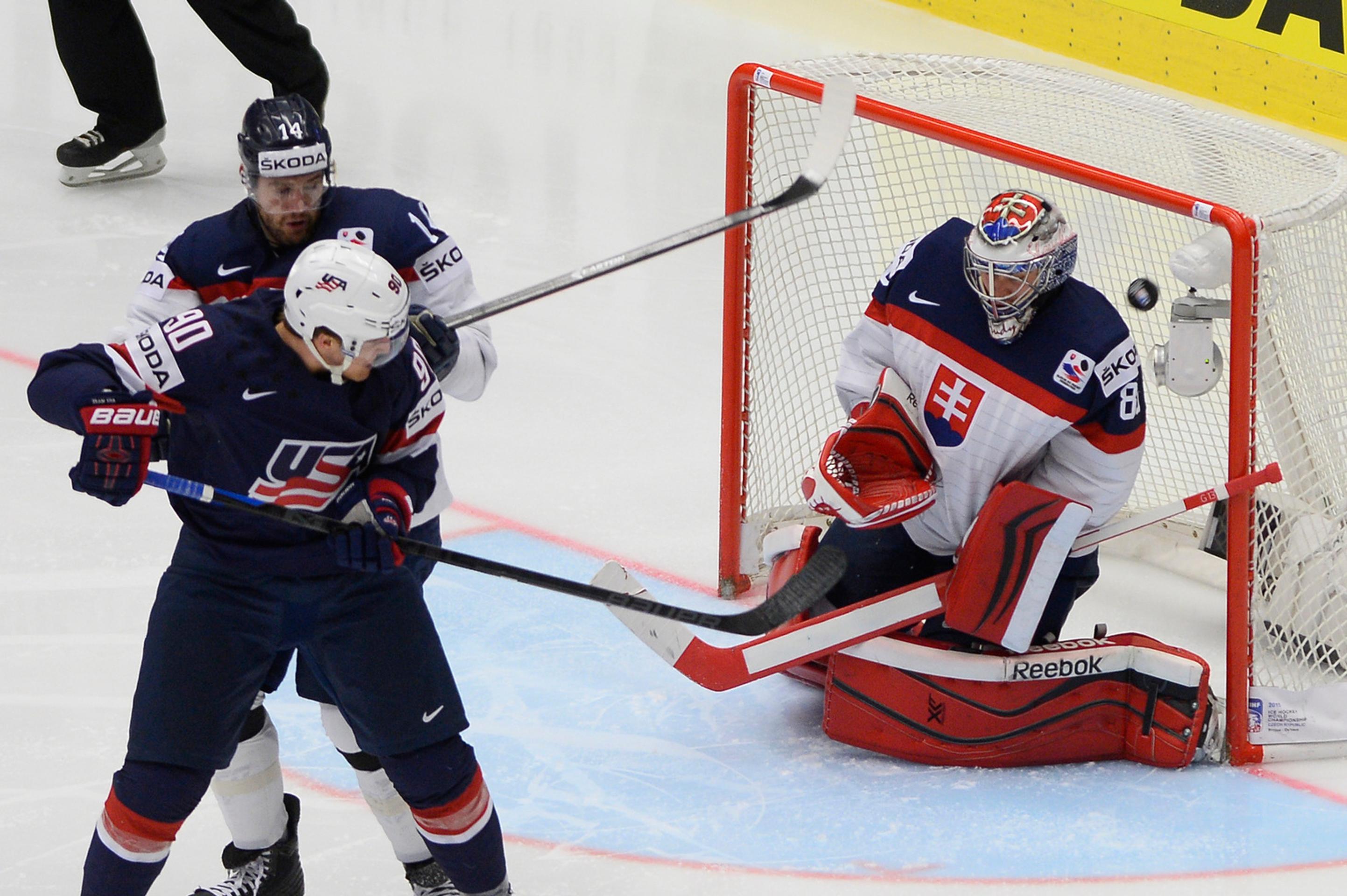 Zľava Andrej Meszároš (Slovensko) a Lee Anders (USA) a Július Hudáček (Slovensko)