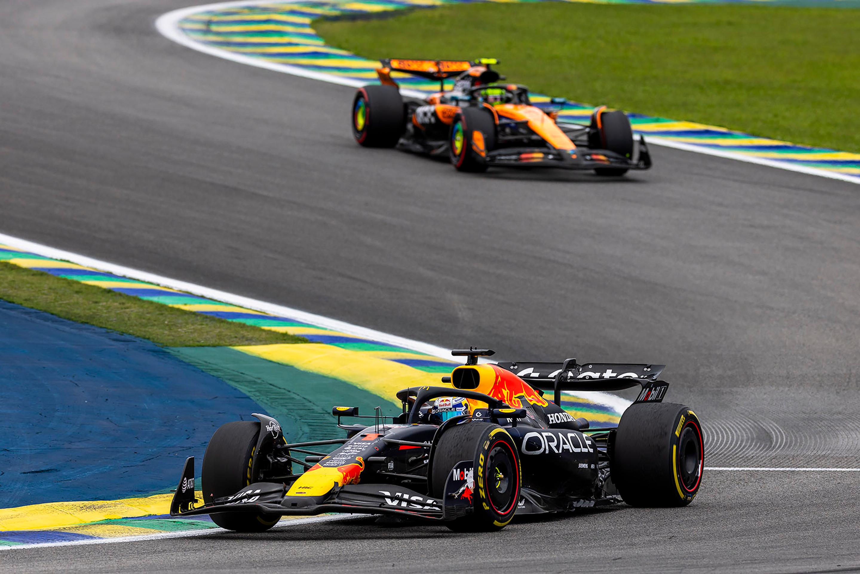 Max Verstappen predviedol na VC Sao Paula ďalší skvelý výkon.