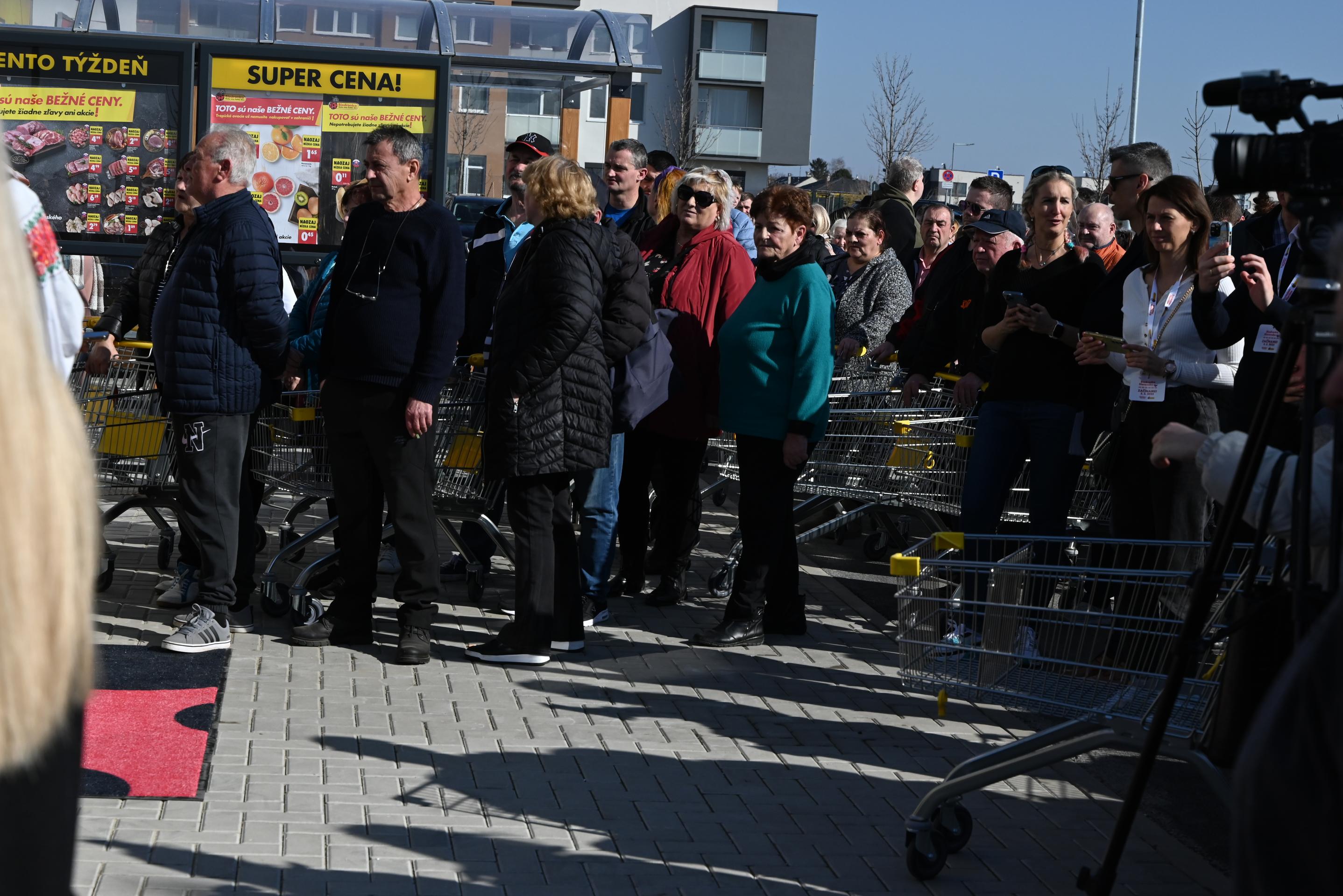 Biedronka otvorila prvú predajňu na Slovensku