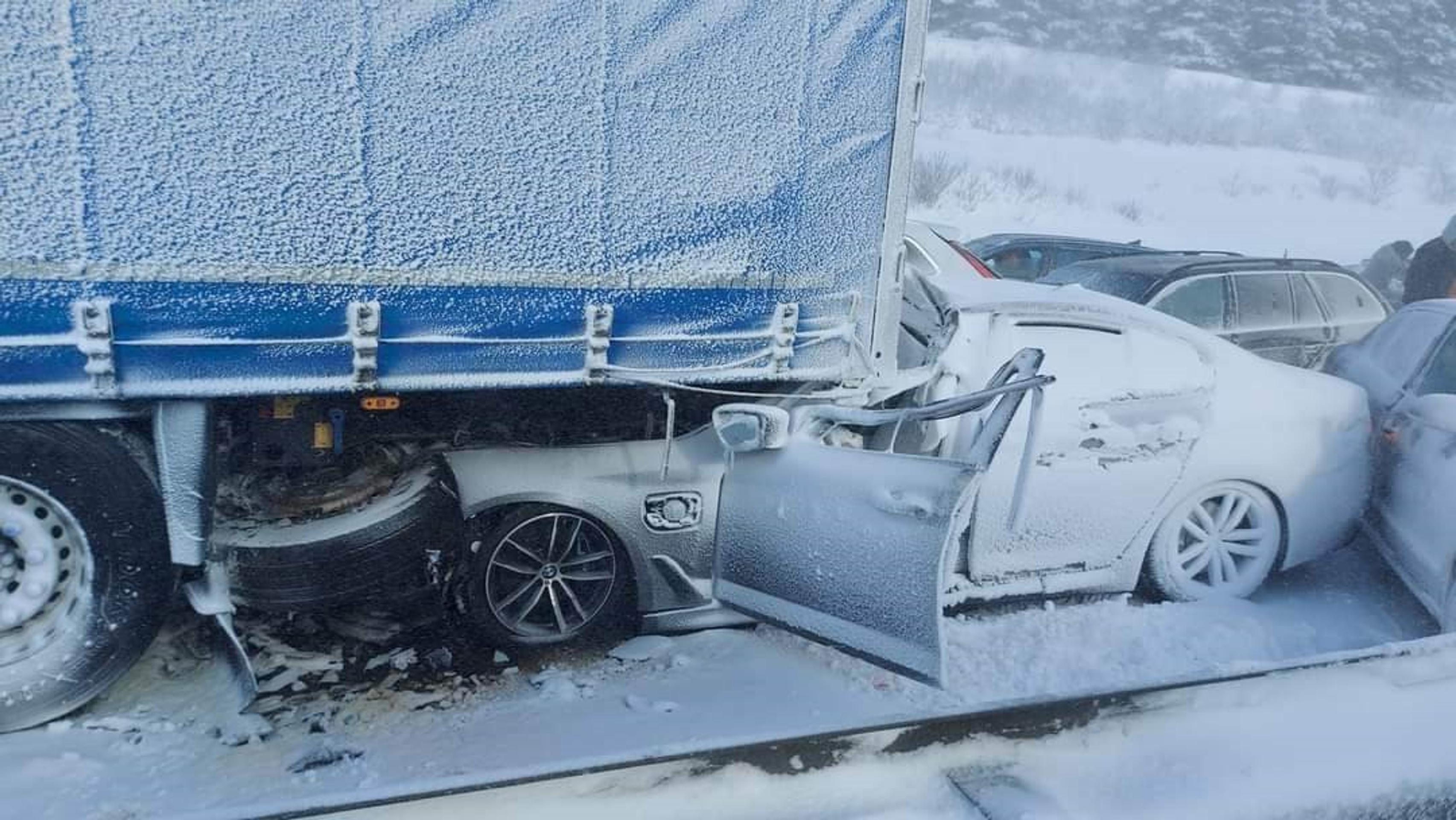 Hromadná nehoda pod Tatrami.