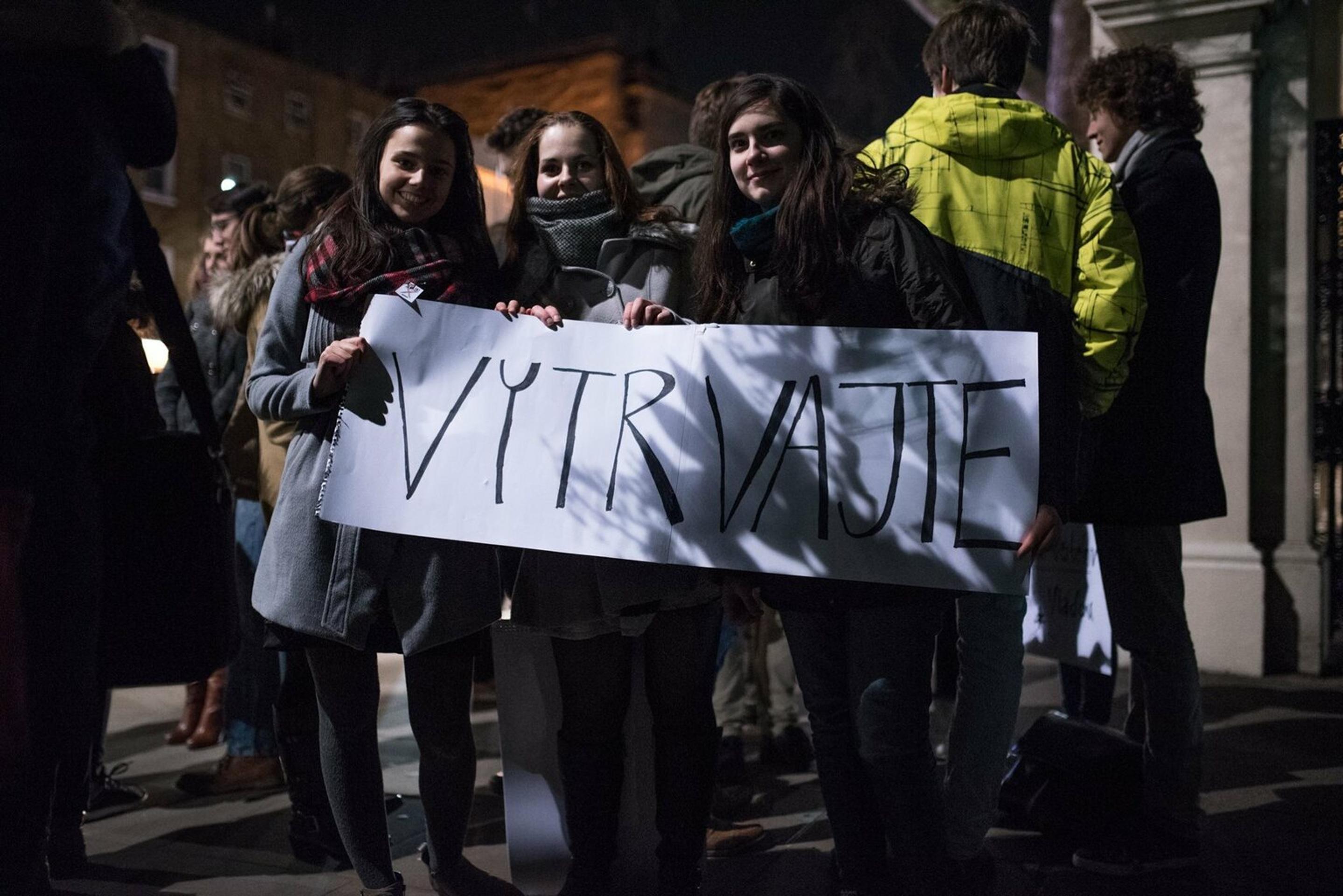 Študenti podporili slovenských učiteľov v Londýne.