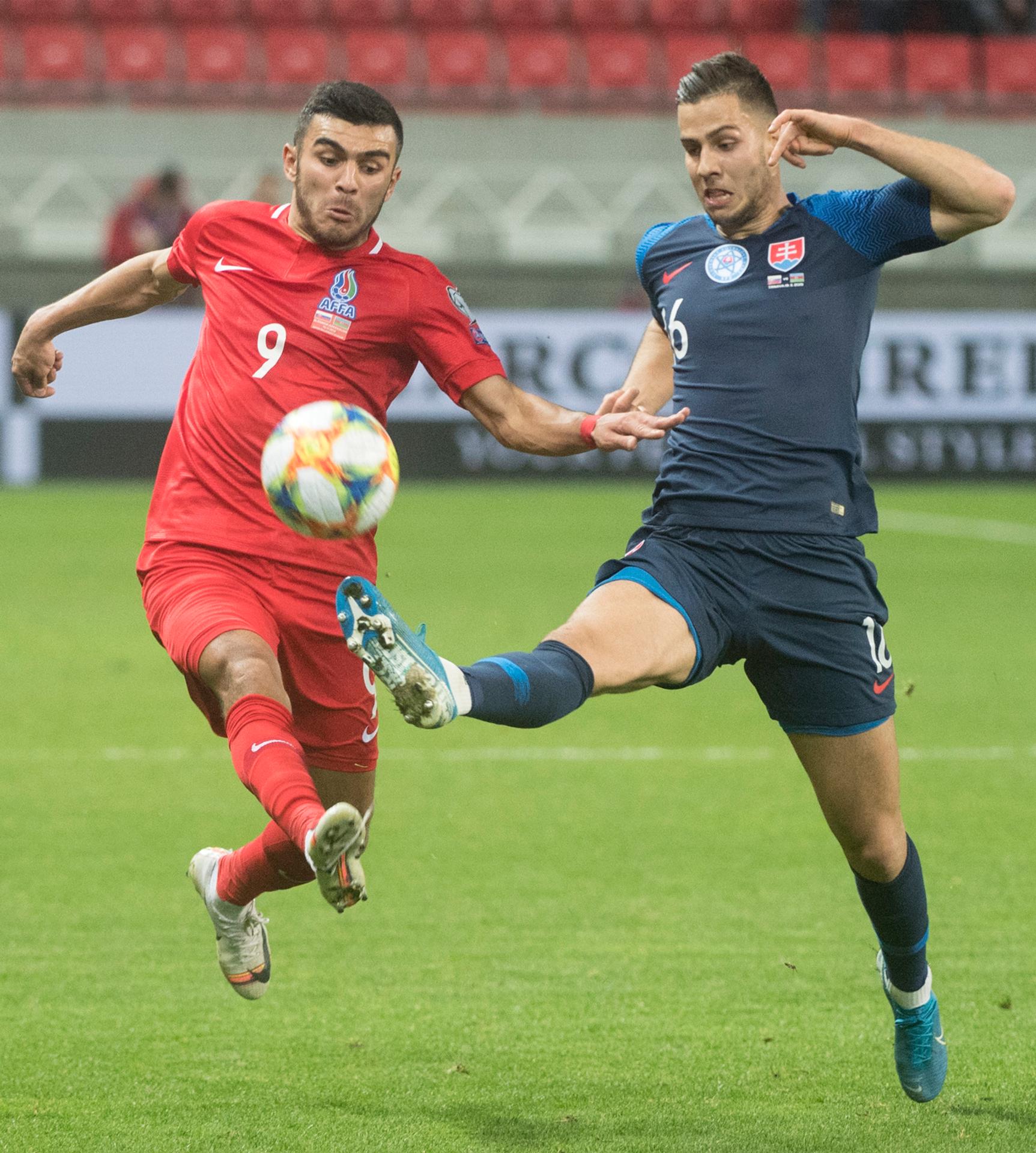 Hráči Belgicka oslavujú g=ol v kvalifikácii ME 2020 proti Cypru.