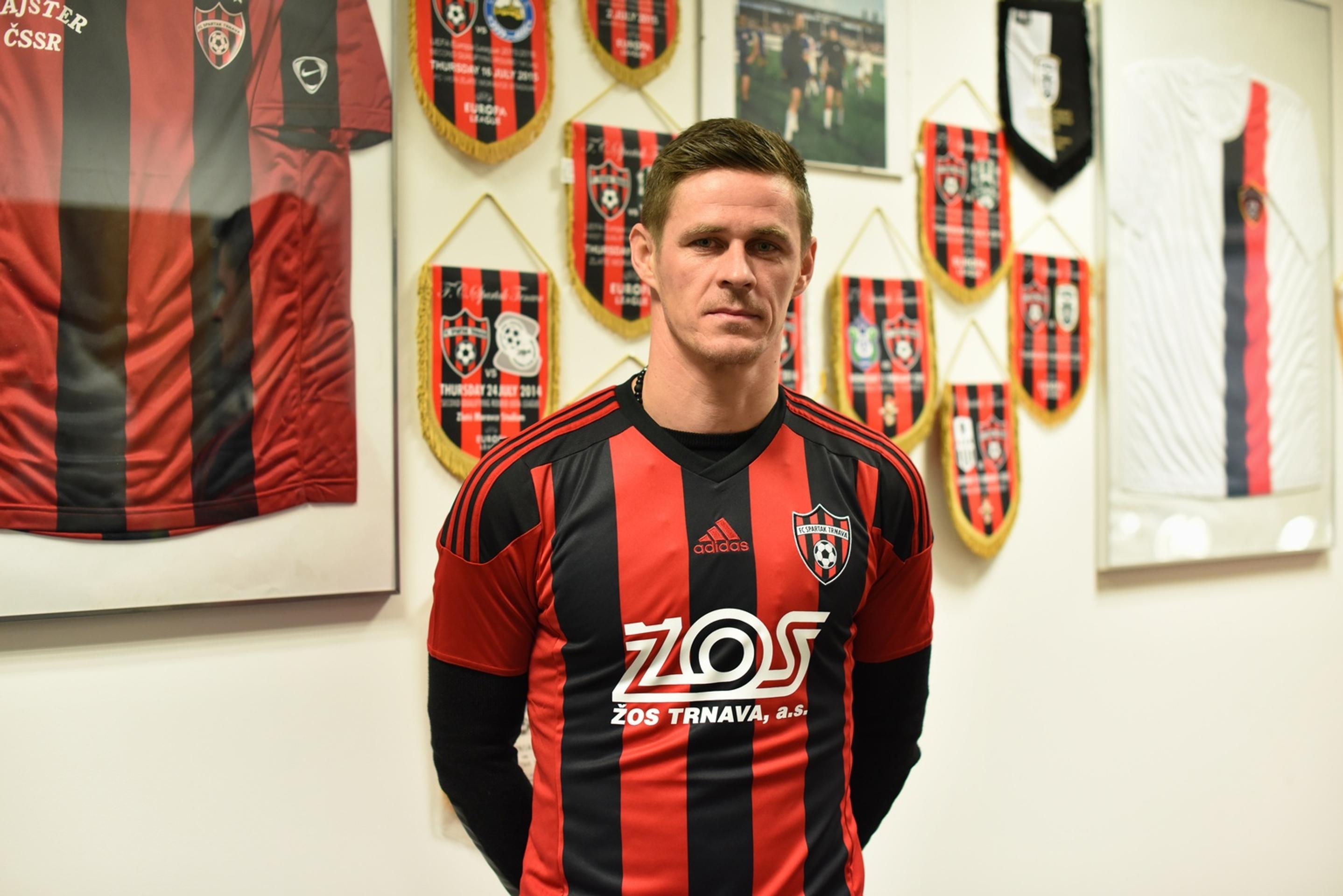 Róbert Jež po podpise zmluvy so Spartakom Trnava.