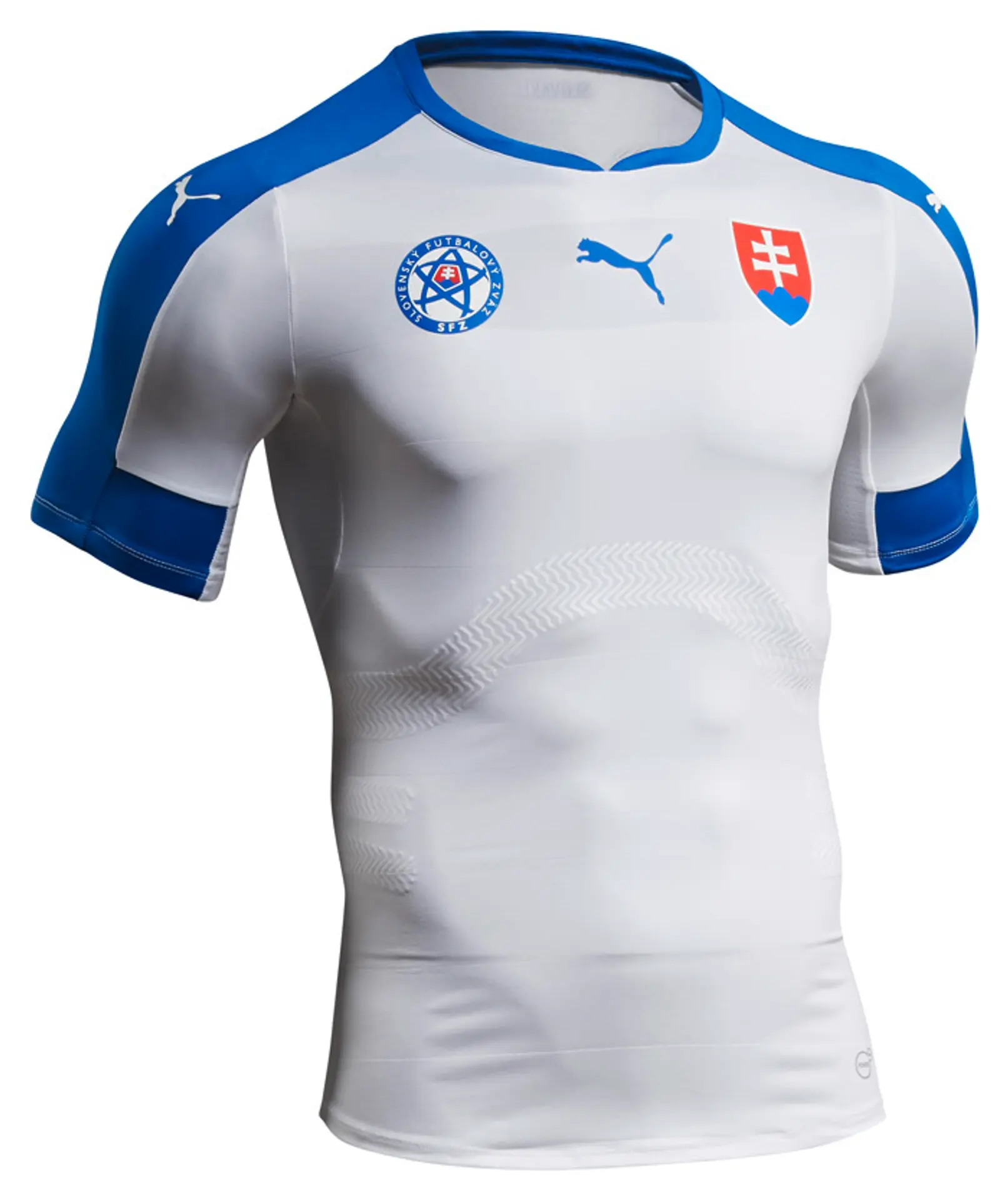 Dres, v ktorom budú naši chalani hrať na ME 2016 vo Francúzsku.