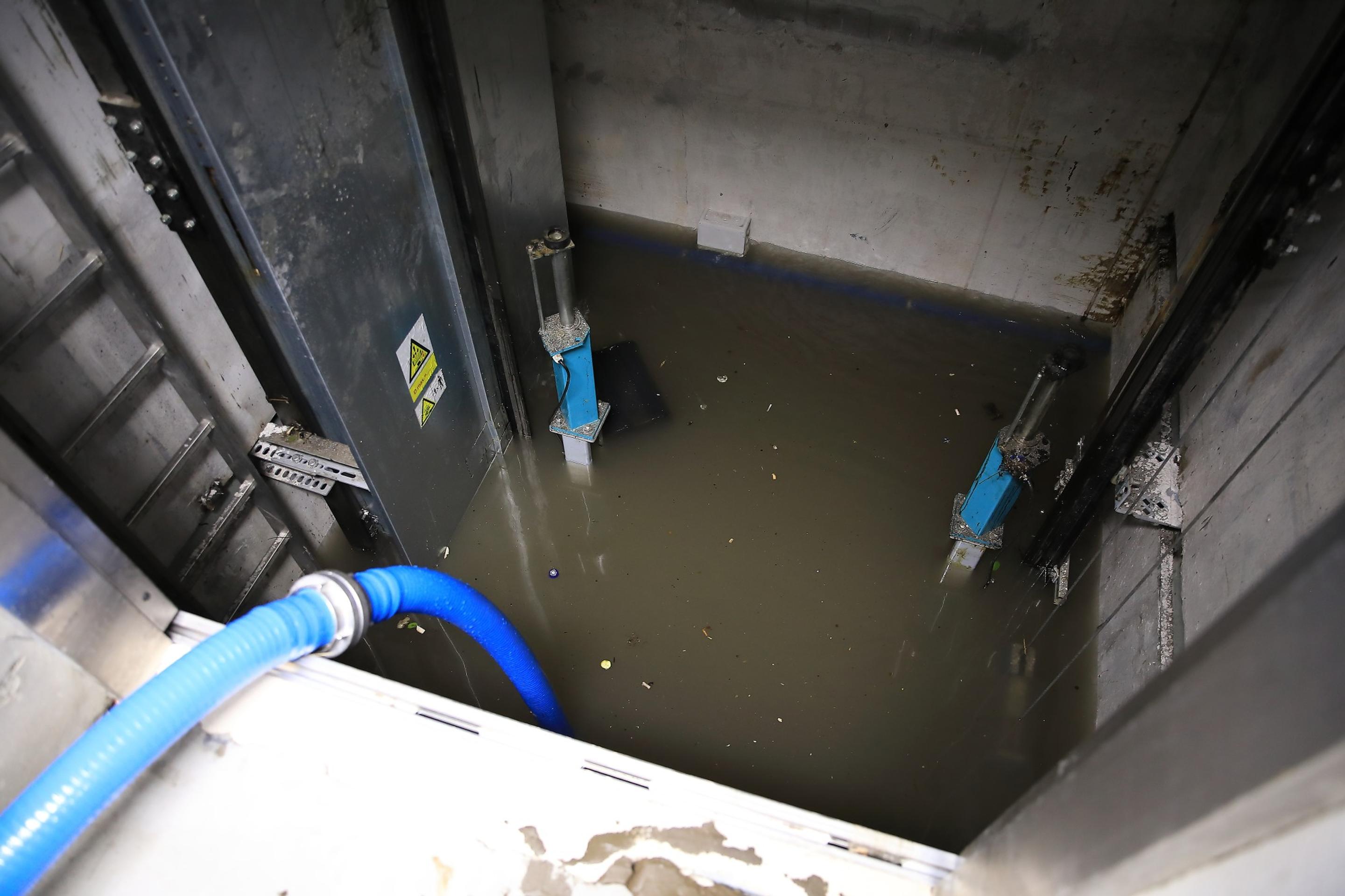 Zatopená nemocnica v Nových Zámkoch