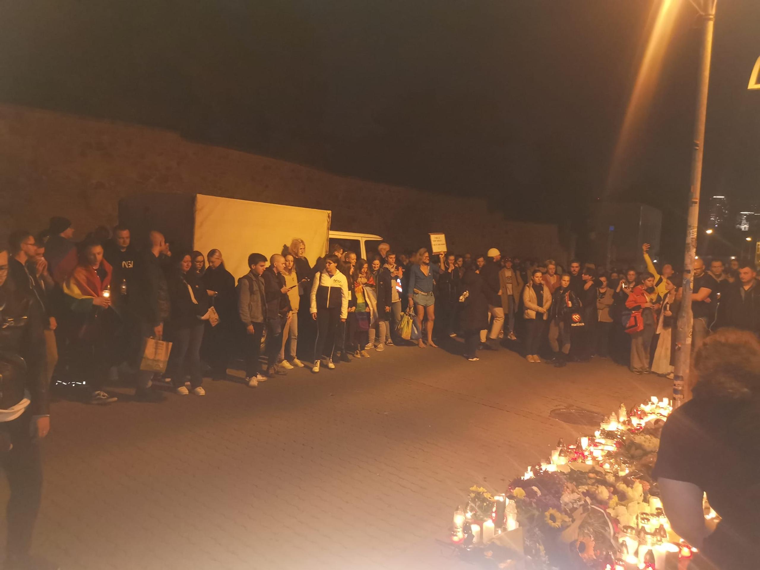 Na zhromaždení Za dúhové Slovensko si uctili pamiatku obetí streľby