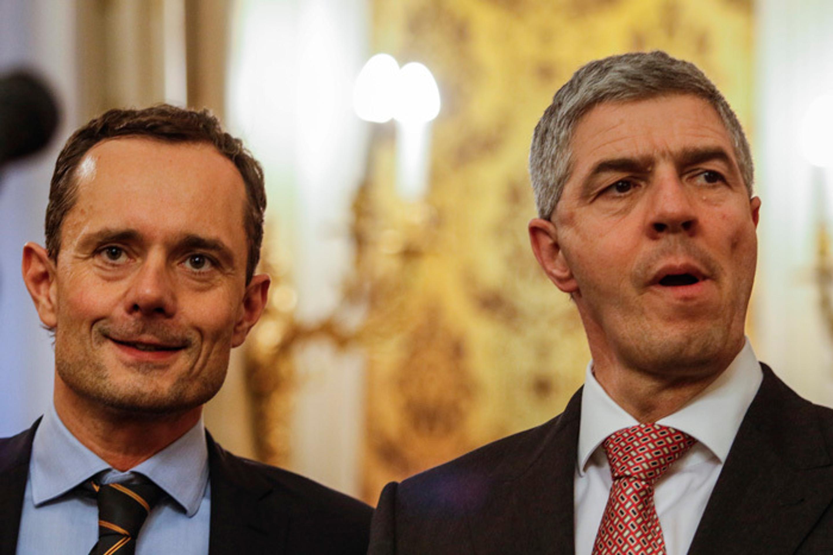 Predseda strany Most-Híd Béla Bugár a predseda strany #Sieť Radoslav Procházka.