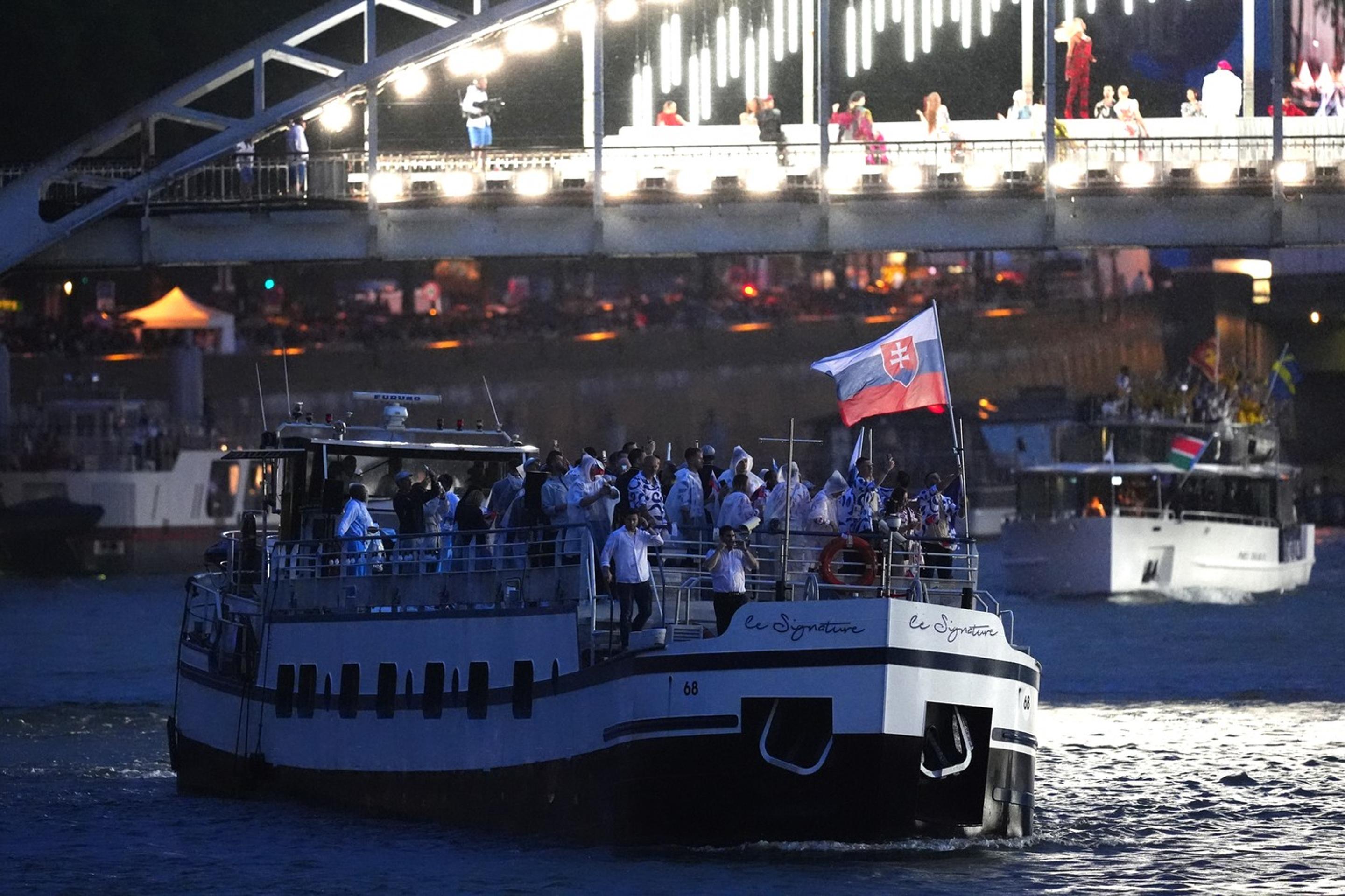 Slováci na otváracom ceremoniáli LOH 2024.