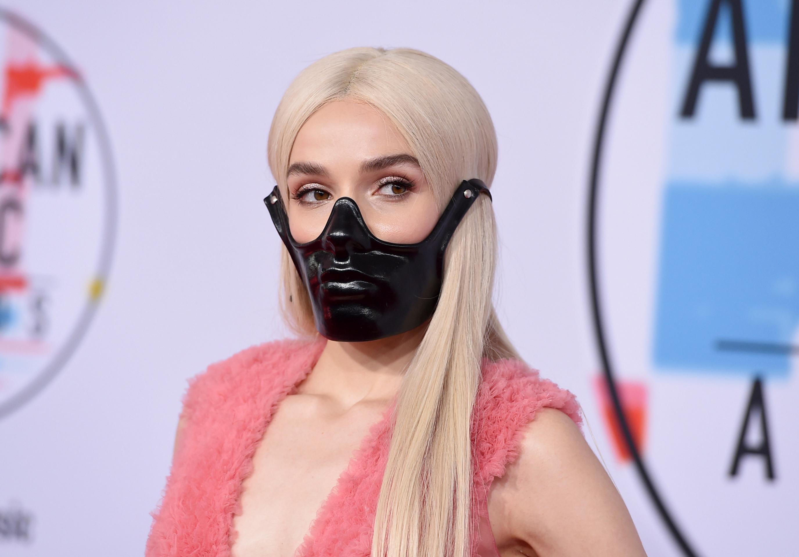 Poppy na AMAs 2018