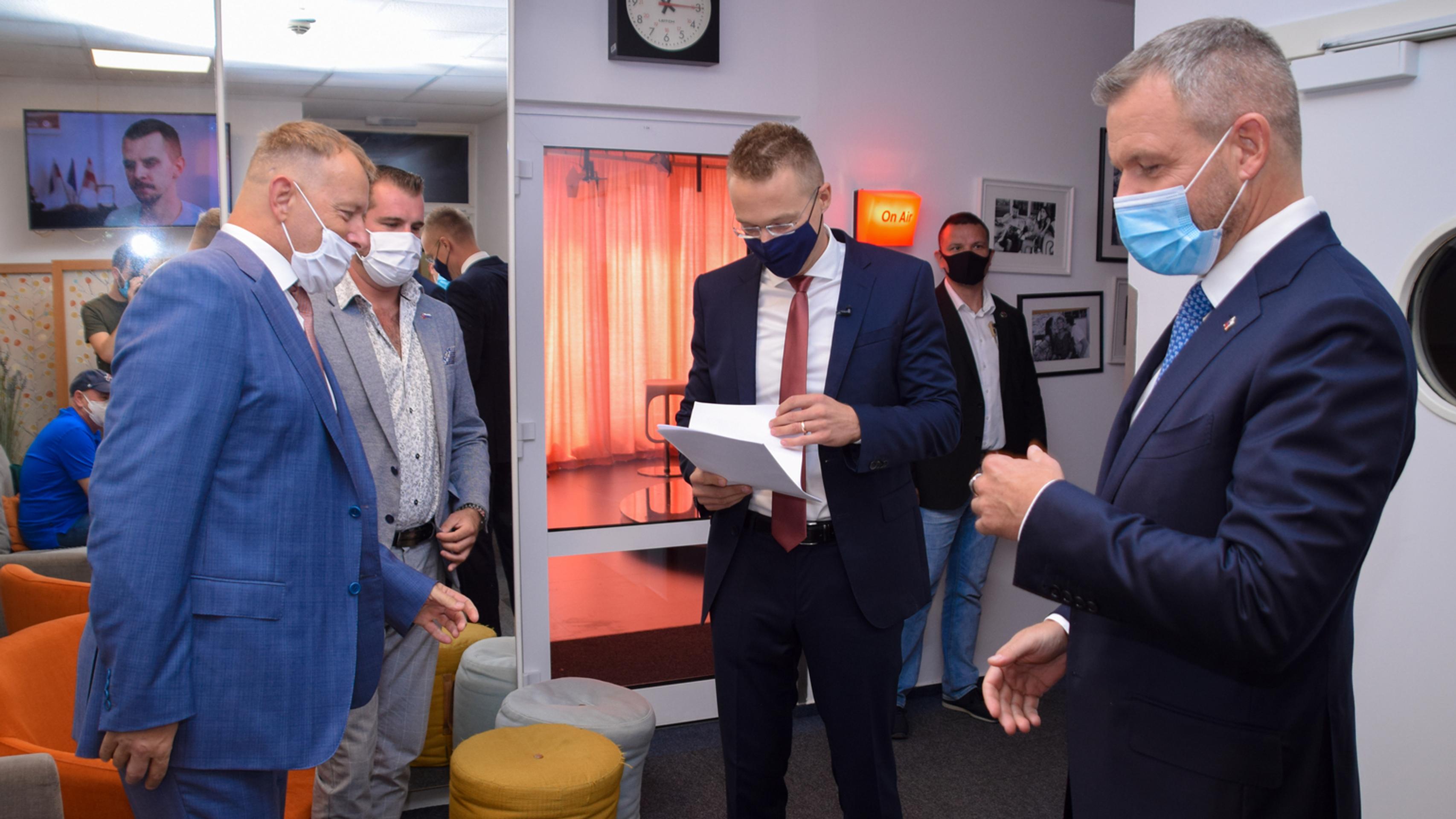 Peter Pellegrini a Boris Kollár.