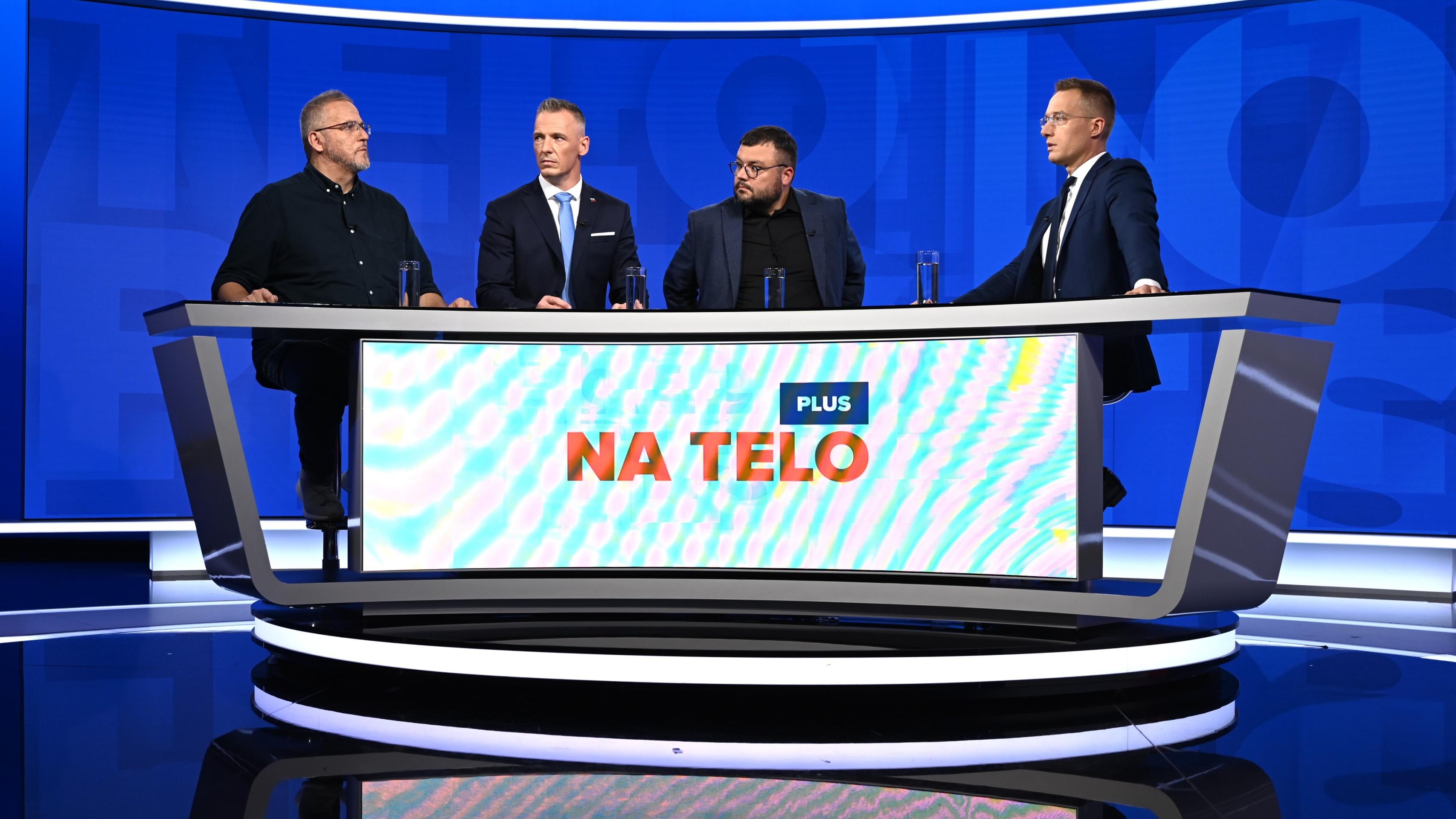Na telo PLUS s Petrom Krajčírovičom, Martinom Královičom a Radovanom Bránikom.