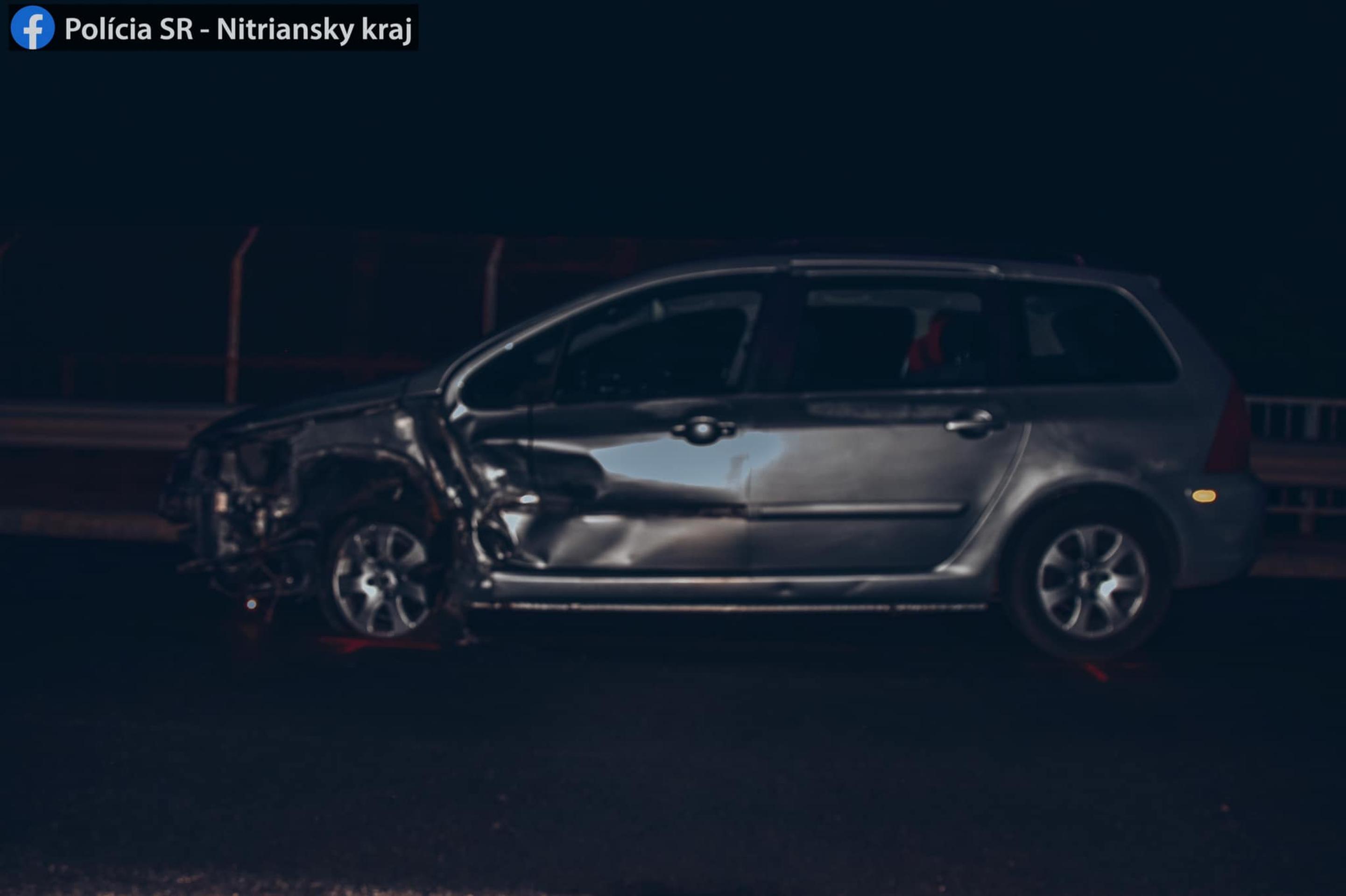 Opitý muž bez vodičského preukazu spôsobil nehodu.