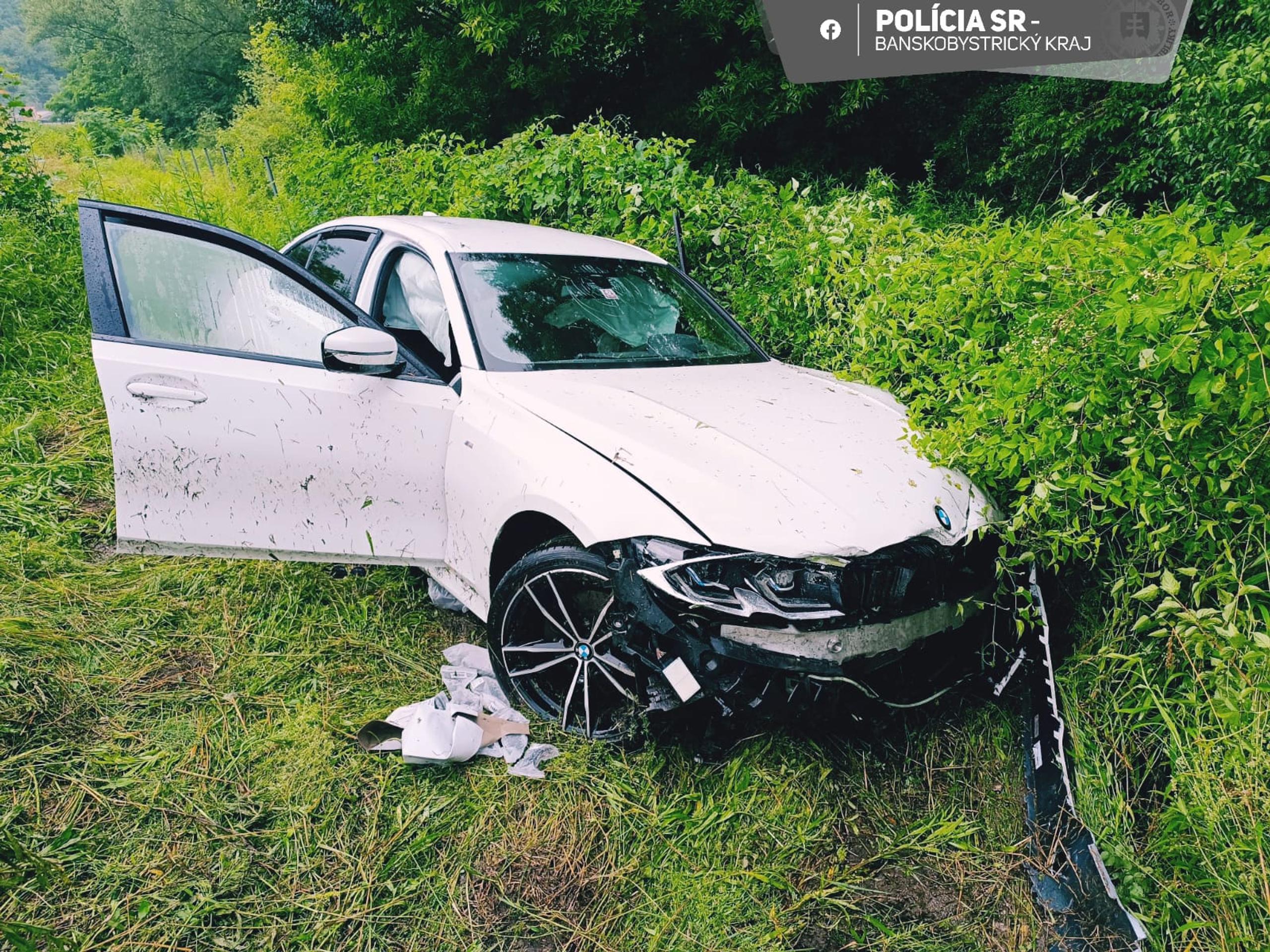 Tragická nehoda pri Hronskej Breznici.