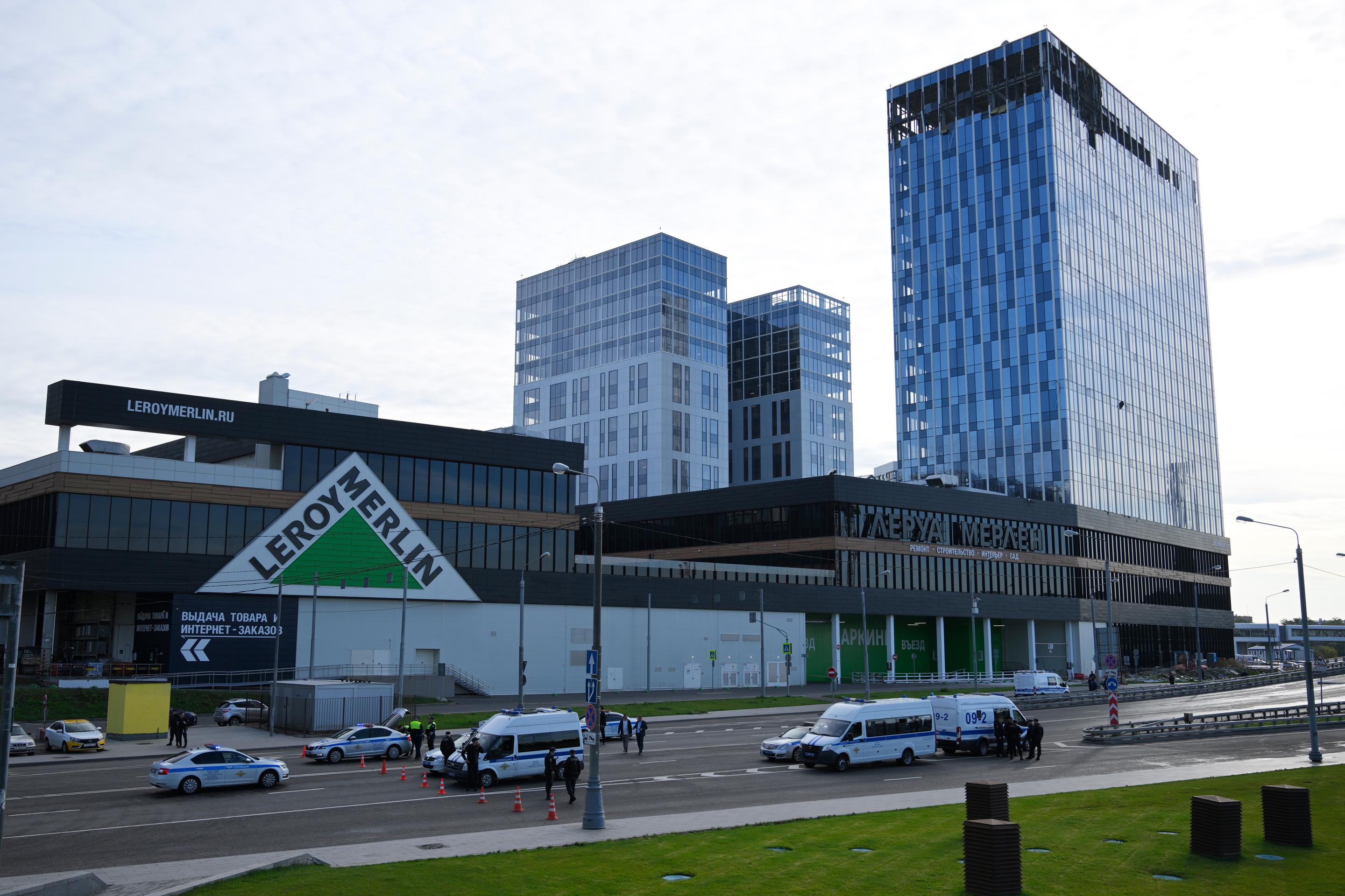 Útoky dronmi poškodili dve budovy v Moskve.