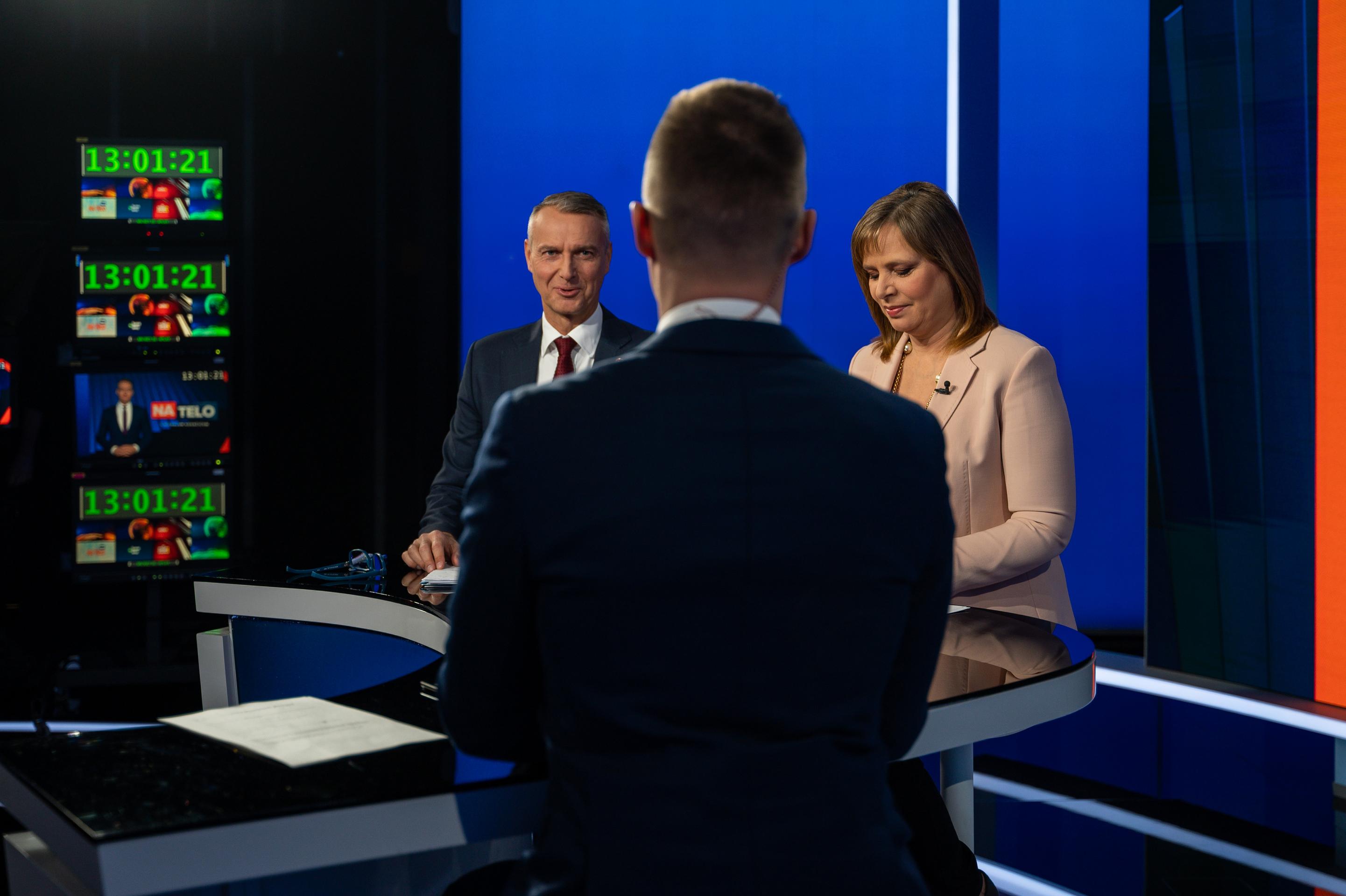 Relácia Na telo s Veronikou Remišovou a Richardom Rašim