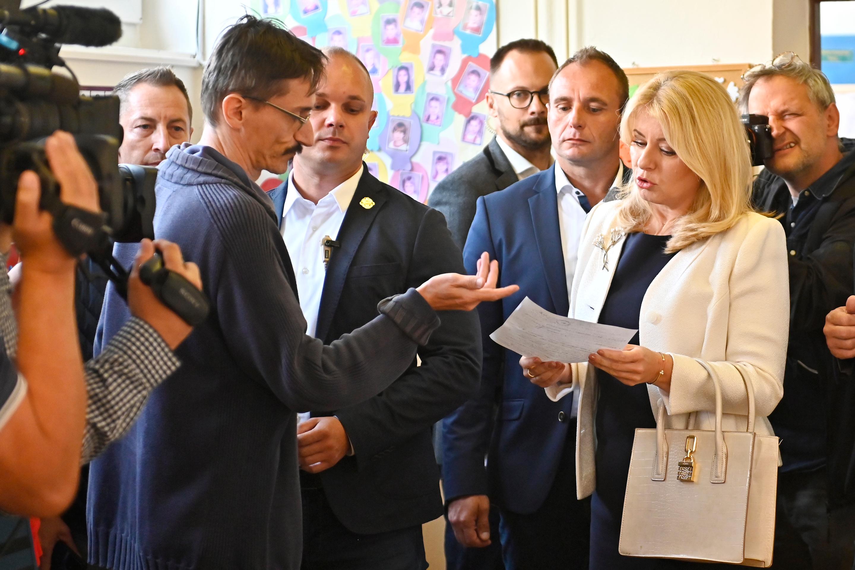 Zuzana Čaputová volila v Pezinku