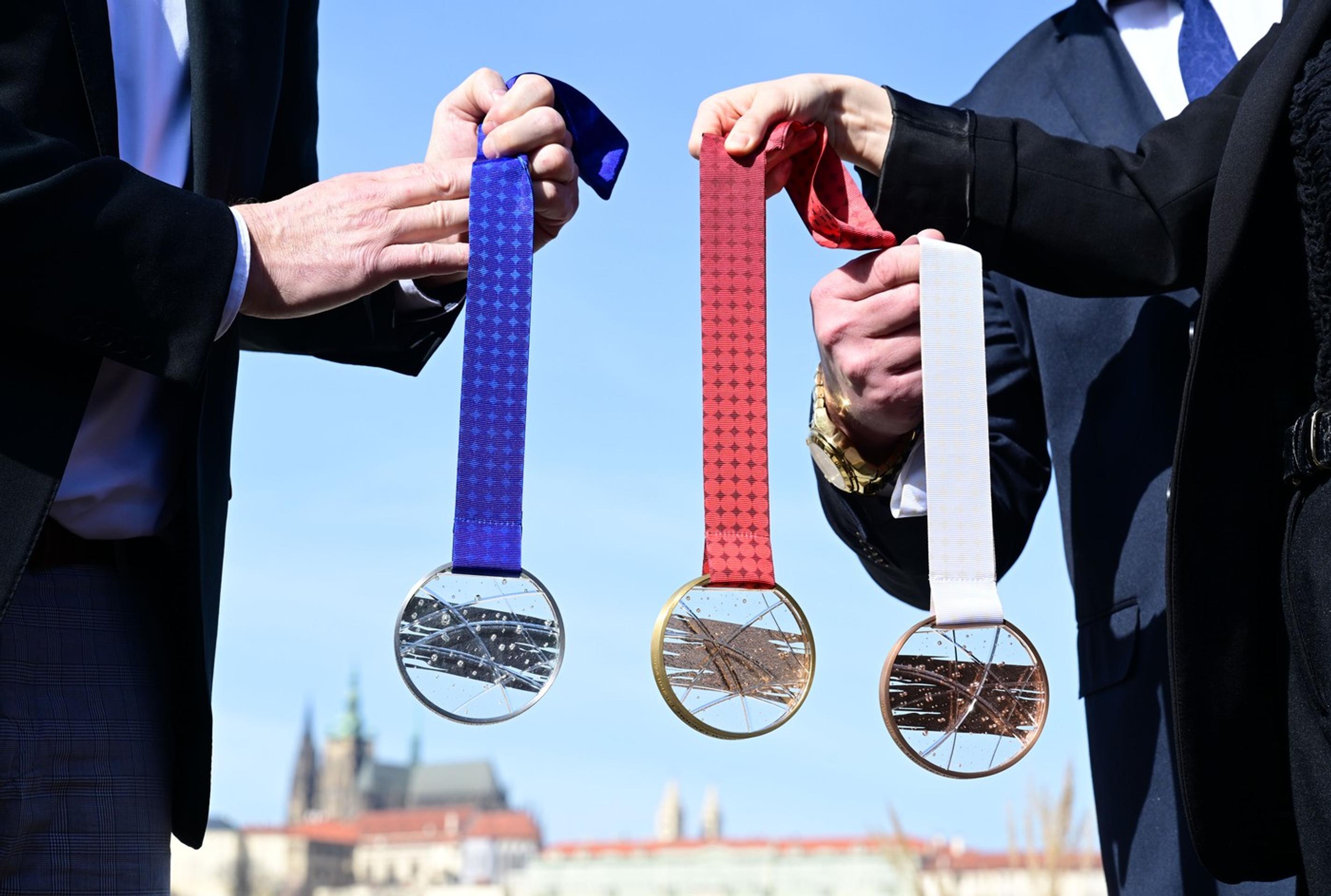 Predstavenie medailí pre MS v hokeji