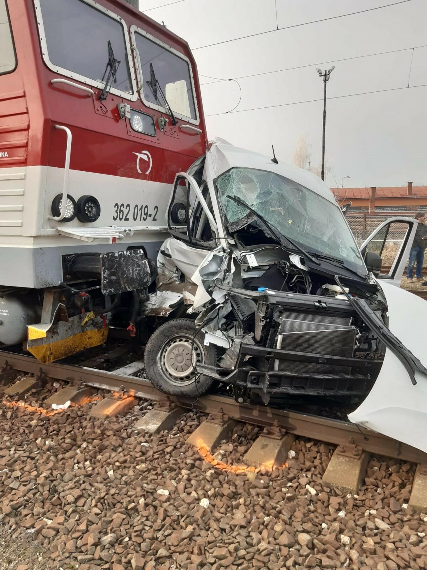 Vynálezca Gugliemo Marconi so svojim bezdrôtovým telegrafom.