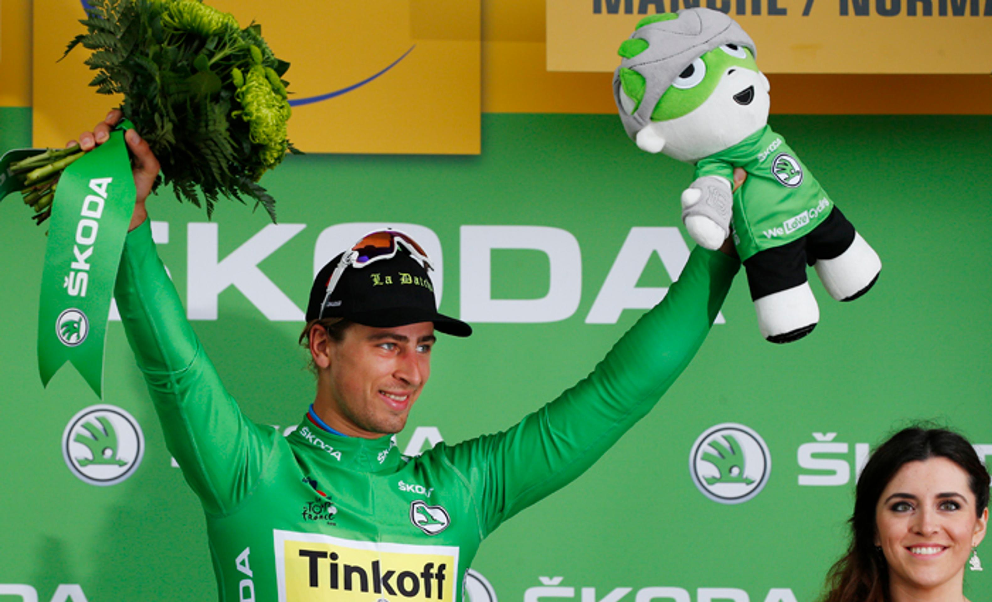 Peter Sagan v zelenom drese pre najlepšieho špurtéra.